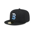https://cdn.shopify.com/s/files/1/0601/2554/4675/files/60641300_59FIFTY_TONALKOI_BOSRED_BLK_3QL.jpg?v=1739890276