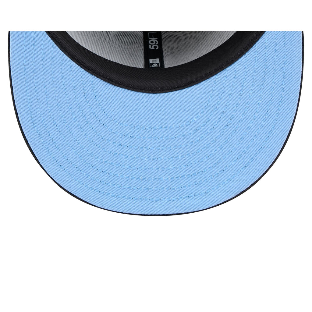 https://cdn.shopify.com/s/files/1/0601/2554/4675/files/60641300_59FIFTY_TONALKOI_BOSRED_BLK_UV.jpg?v=1739890276