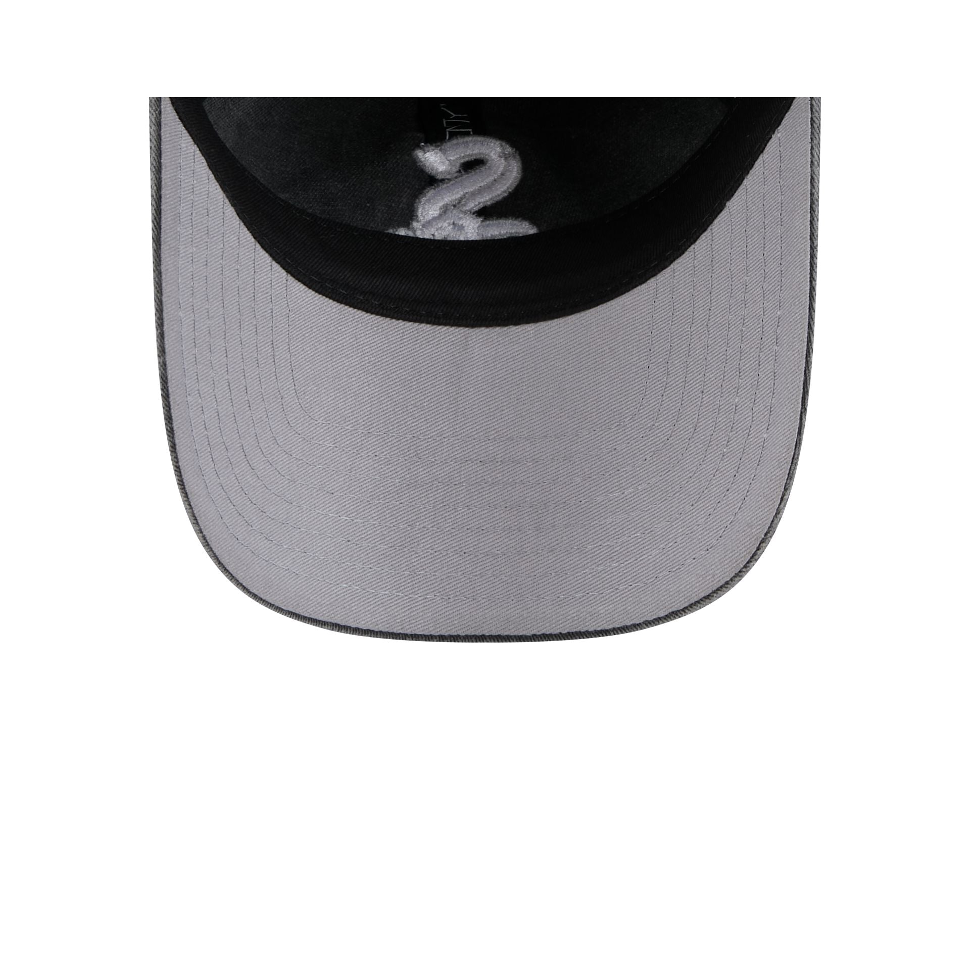 https://cdn.shopify.com/s/files/1/0601/2554/4675/files/60641322_9TWENTY_WASHEDCONTRAST_CHIWHI_OTC_UV.jpg?v=1739890278