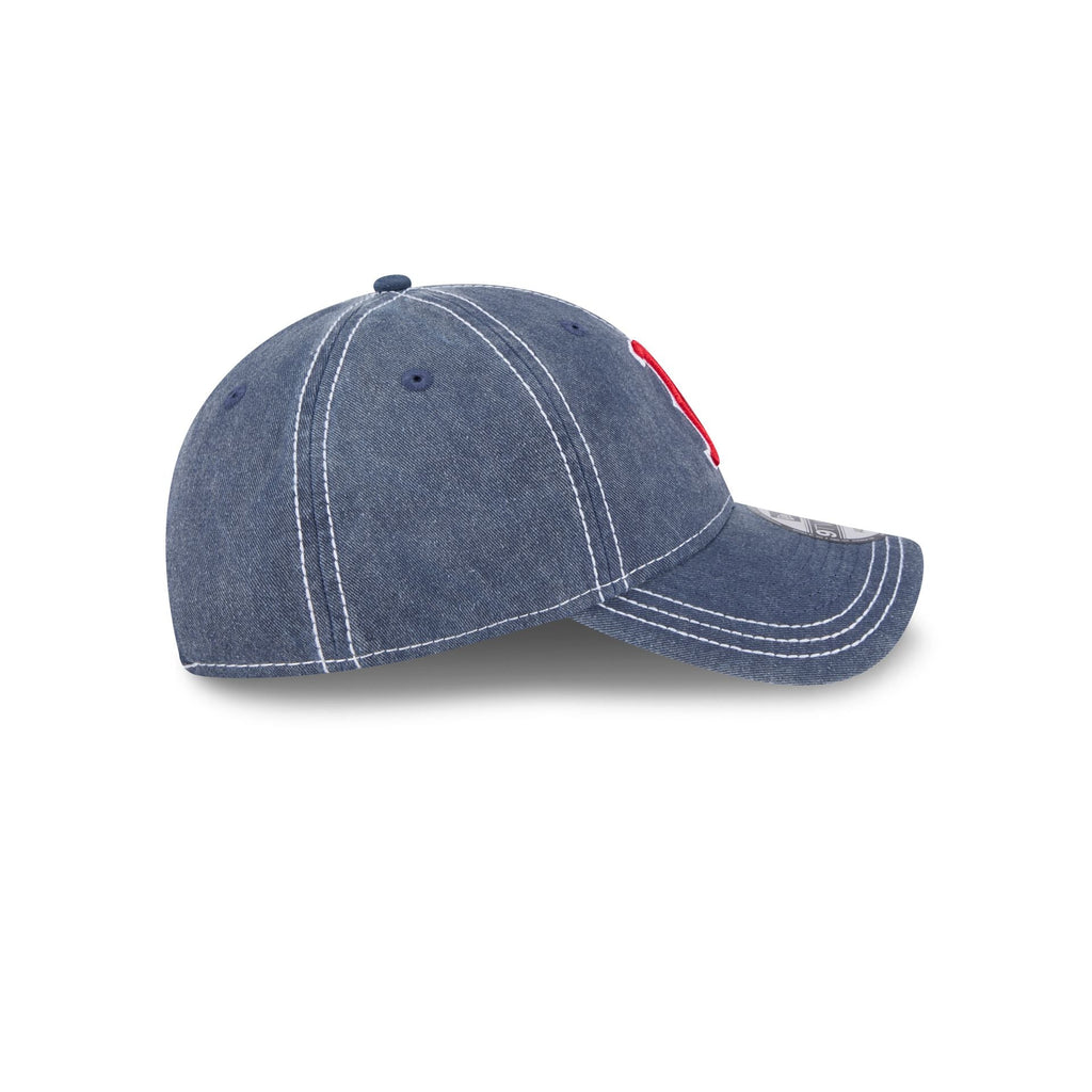 https://cdn.shopify.com/s/files/1/0601/2554/4675/files/60641329_9TWENTY_WASHEDCONTRAST_BOSRED_OTC_RSIDE.jpg?v=1739890280