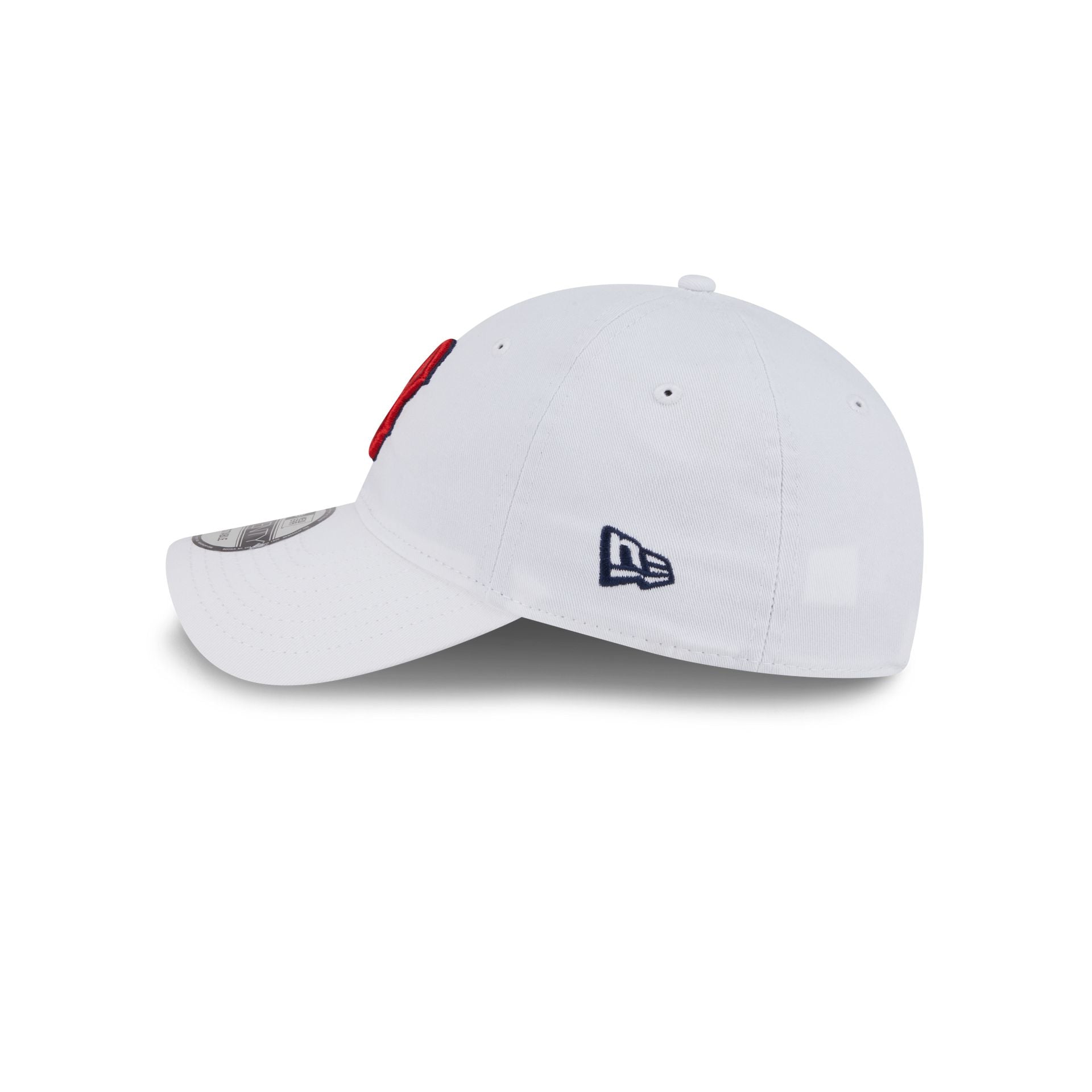 https://cdn.shopify.com/s/files/1/0601/2554/4675/files/60644808_9TWENTY_920EGWHIWHIOTC_BOSRED_WHI_LSIDE.jpg?v=1758808715
