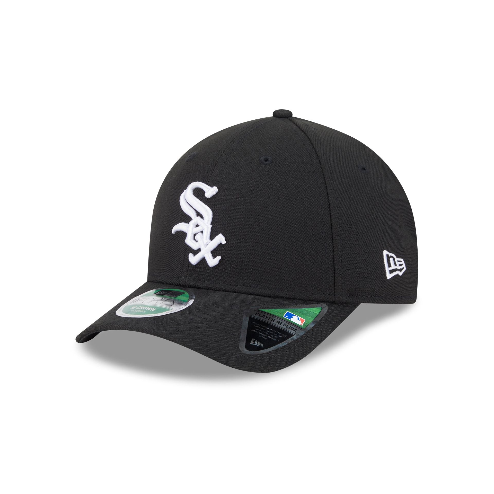 https://cdn.shopify.com/s/files/1/0601/2554/4675/files/60646779_60646947_9FORTYMC_MLBPLYRREP940MC_CHIWHI_OTC_3QL.jpg?v=1736976596