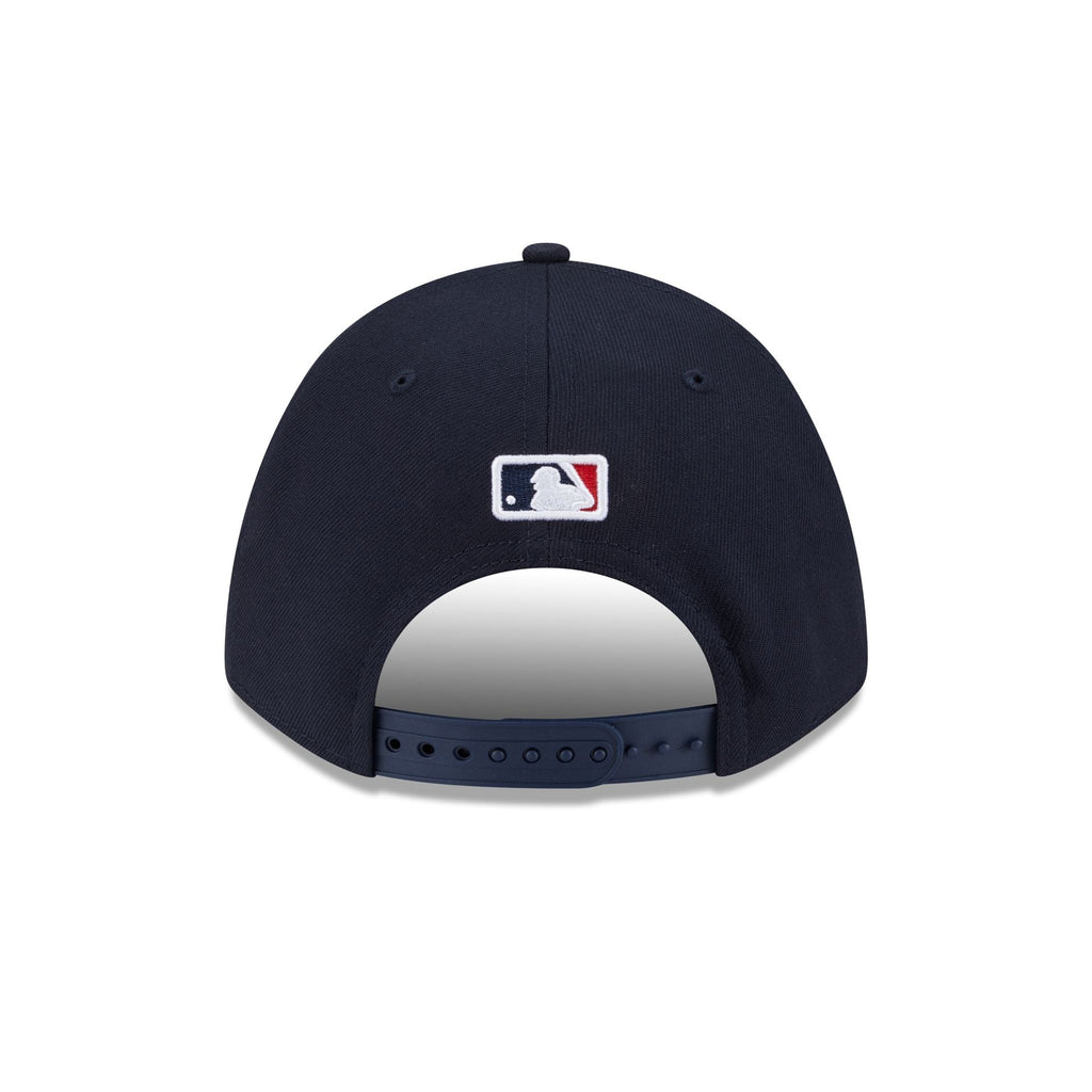 https://cdn.shopify.com/s/files/1/0601/2554/4675/files/60646790_60646937_9FORTYMC_MLBPLYRREP940MC_BOSRED_OTC_R.jpg?v=1736976592