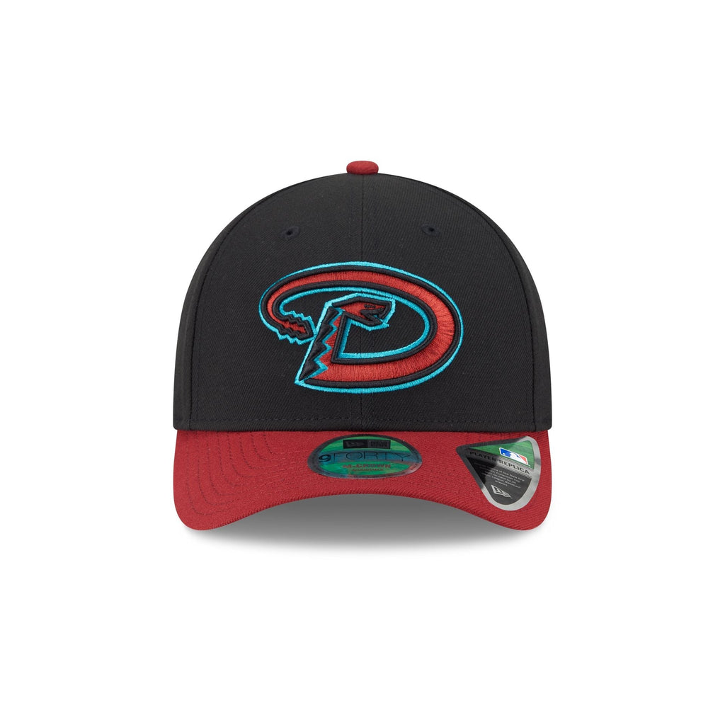 https://cdn.shopify.com/s/files/1/0601/2554/4675/files/60646827_9FORTYMC_MLBPLYRREP940MC_ARIDIA_OTC_F.jpg?v=1736976592