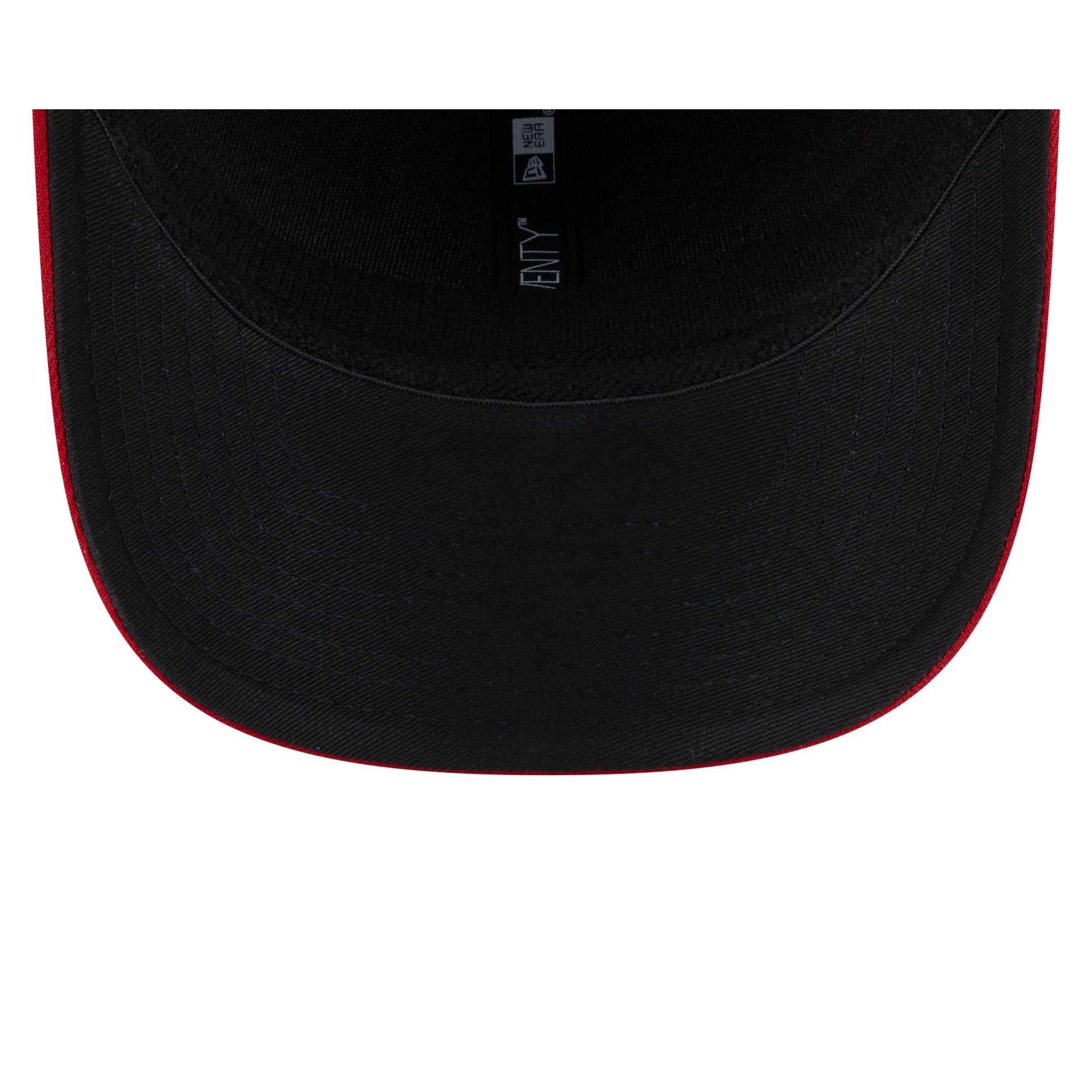 https://cdn.shopify.com/s/files/1/0601/2554/4675/files/60646845_9SEVENTY_MLBPLYRREP970SS_ATLBRA_OTC_UV.jpg?v=1736976593