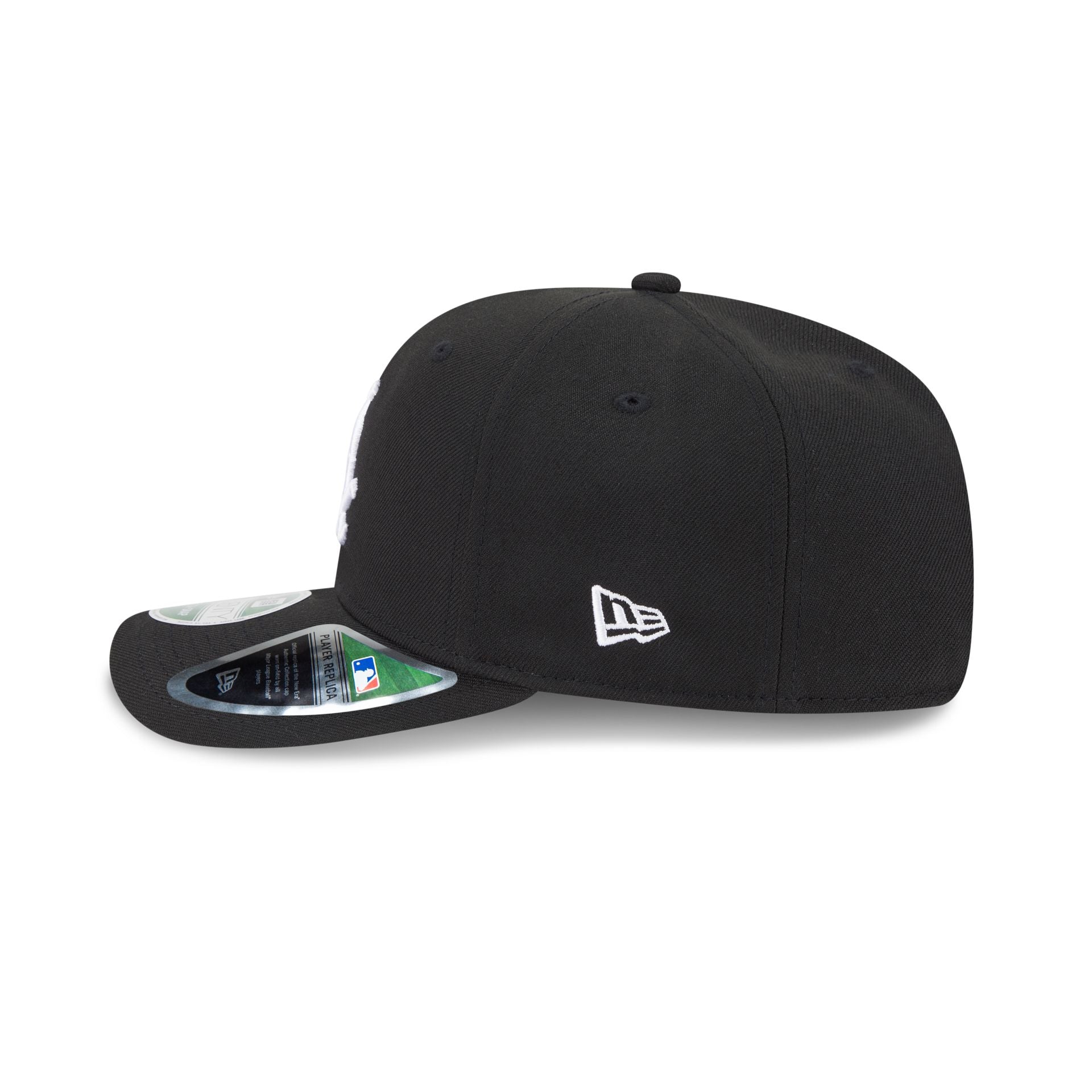 https://cdn.shopify.com/s/files/1/0601/2554/4675/files/60646852_9SEVENTY_MLBPLYRREP970SS_CHIWHI_OTC_LSIDE.jpg?v=1736976596