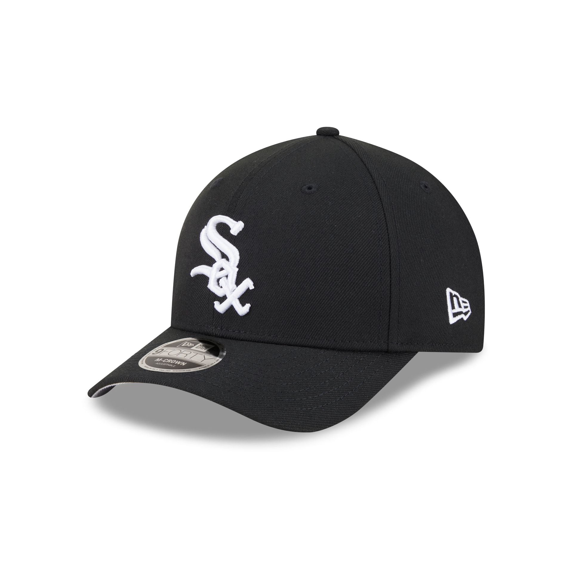 https://cdn.shopify.com/s/files/1/0601/2554/4675/files/60646917_9FORTYMC_MLBTEAM940MC_CHIWHI_WHI_3QL.jpg?v=1743441853