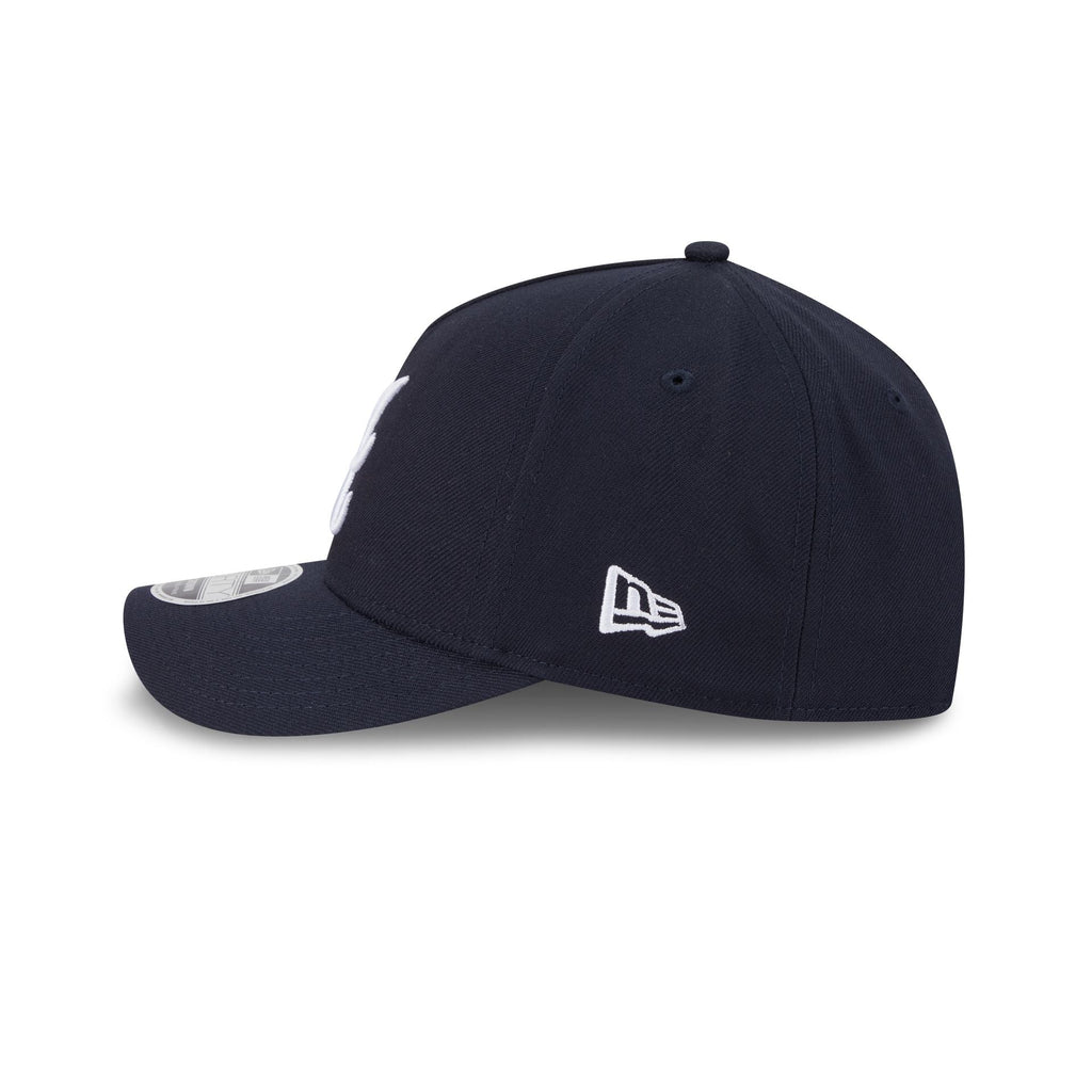 https://cdn.shopify.com/s/files/1/0601/2554/4675/files/60647000_9FORTYMCAF_CHS940MCAF25205_ATLBRA_OTC_LSIDE.jpg?v=1736976585