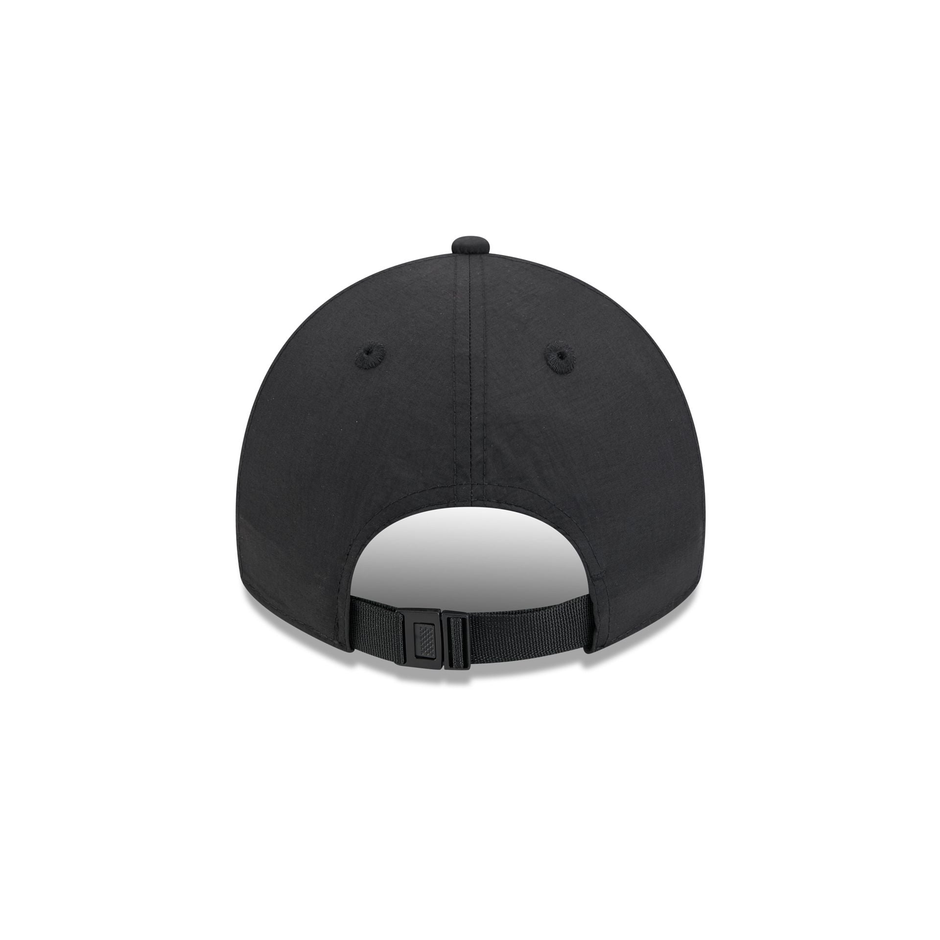 https://cdn.shopify.com/s/files/1/0601/2554/4675/files/60656389_9TWENTY_EVERYDAYNYLON_CHIWHI_BLK_R.jpg?v=1740520616