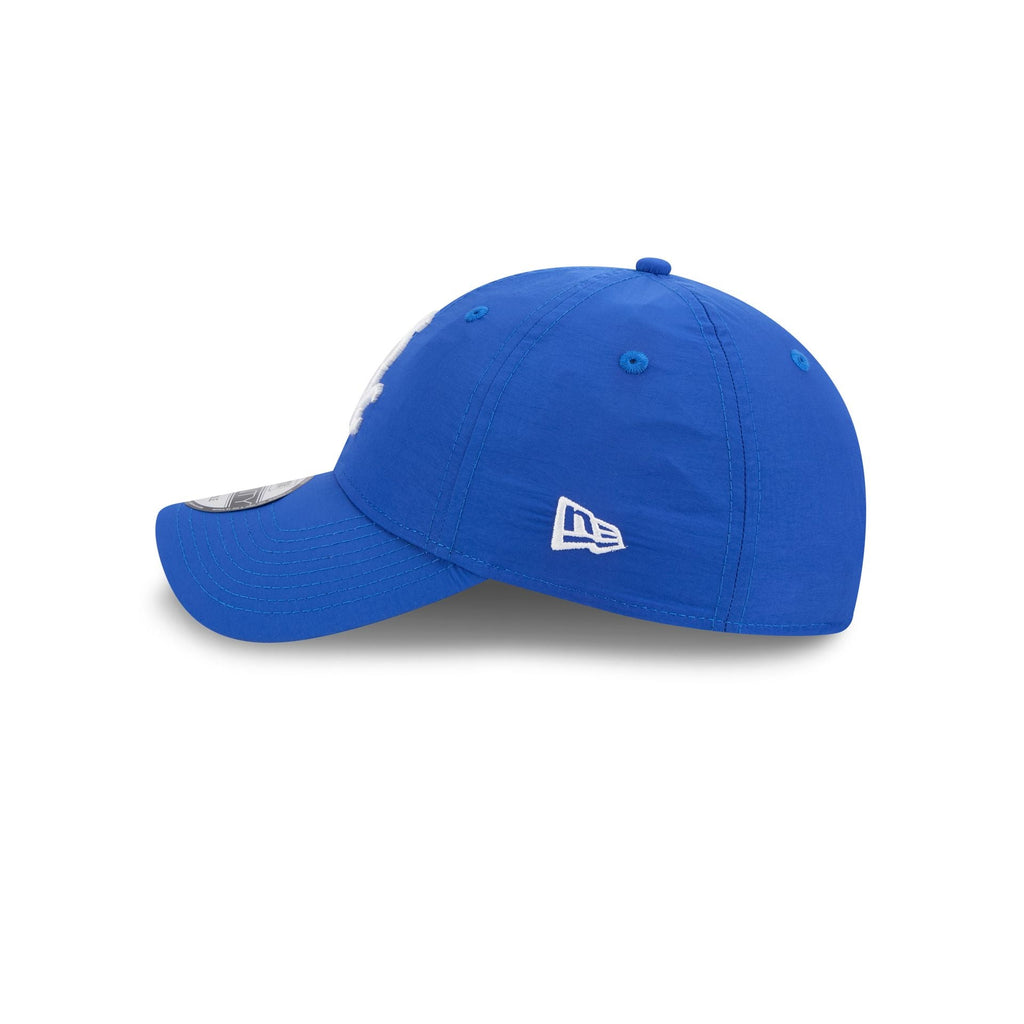 https://cdn.shopify.com/s/files/1/0601/2554/4675/files/60656390_9TWENTY_EVERYDAYNYLON_CHIWHI_LRY_LSIDE.jpg?v=1740520618