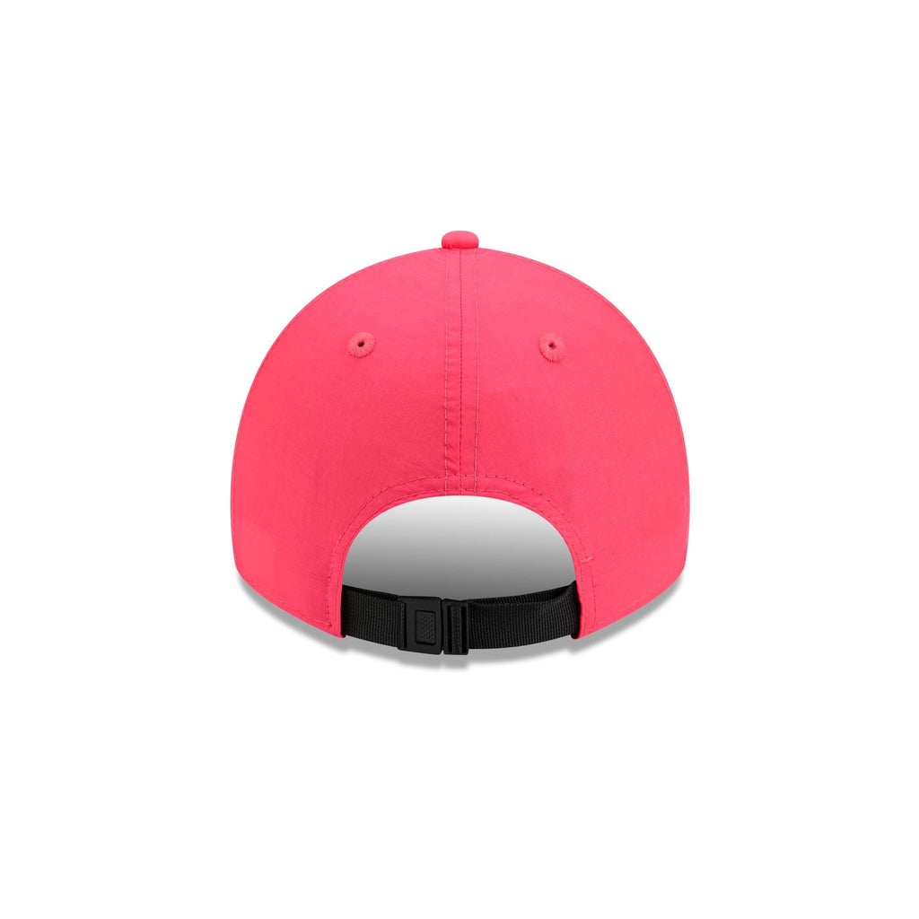 https://cdn.shopify.com/s/files/1/0601/2554/4675/files/60656396_9TWENTY_EVERYDAYNYLON_ARIDIA_XPK_R.jpg?v=1740520621