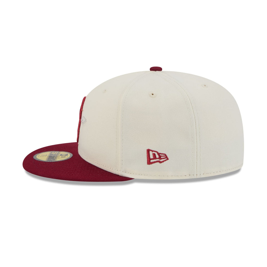 https://cdn.shopify.com/s/files/1/0601/2554/4675/files/60661394_59FIFTY_LifestyleEnergy_BOSRED_CHW_LSIDE.jpg?v=1737663032