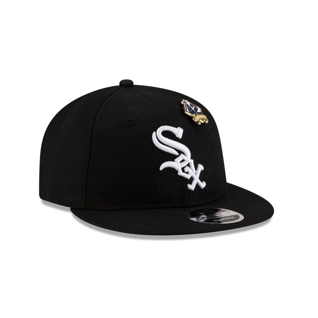 https://cdn.shopify.com/s/files/1/0601/2554/4675/files/60662278_RC9FIFTY_JRD25_CHIWHI_BLK_3QR.jpg?v=1741724238