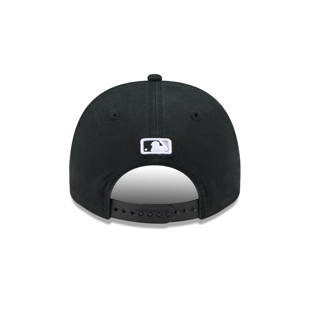 https://cdn.shopify.com/s/files/1/0601/2554/4675/files/60662373_GOLFER_MLB25JRDGOLFER_CHIWHI_OTC_R.jpg?v=1741724235