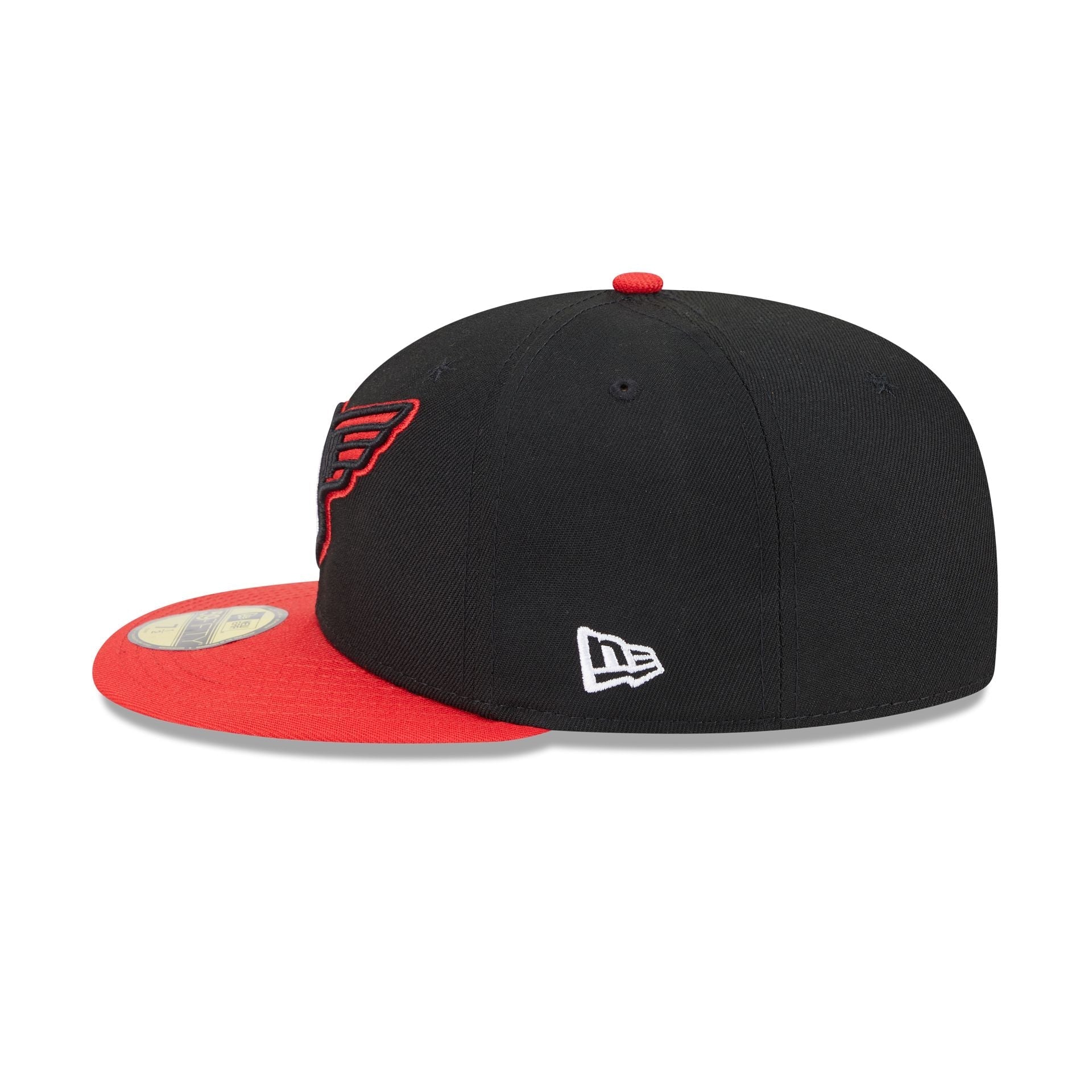 https://cdn.shopify.com/s/files/1/0601/2554/4675/files/60666573_59FIFTY_CITYCONNECTCHIWHI_CHIWHI_OTC_LSIDE.jpg?v=1745870653