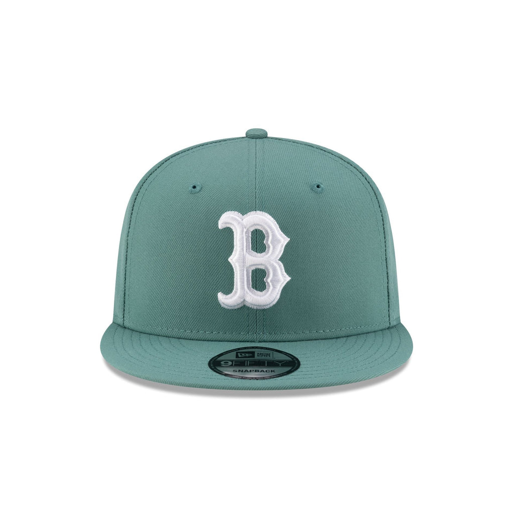 https://cdn.shopify.com/s/files/1/0601/2554/4675/files/60666602_9FIFTY_MLB25_CITYCONNECT_BOSRED_GRN_F.jpg?v=1747315852