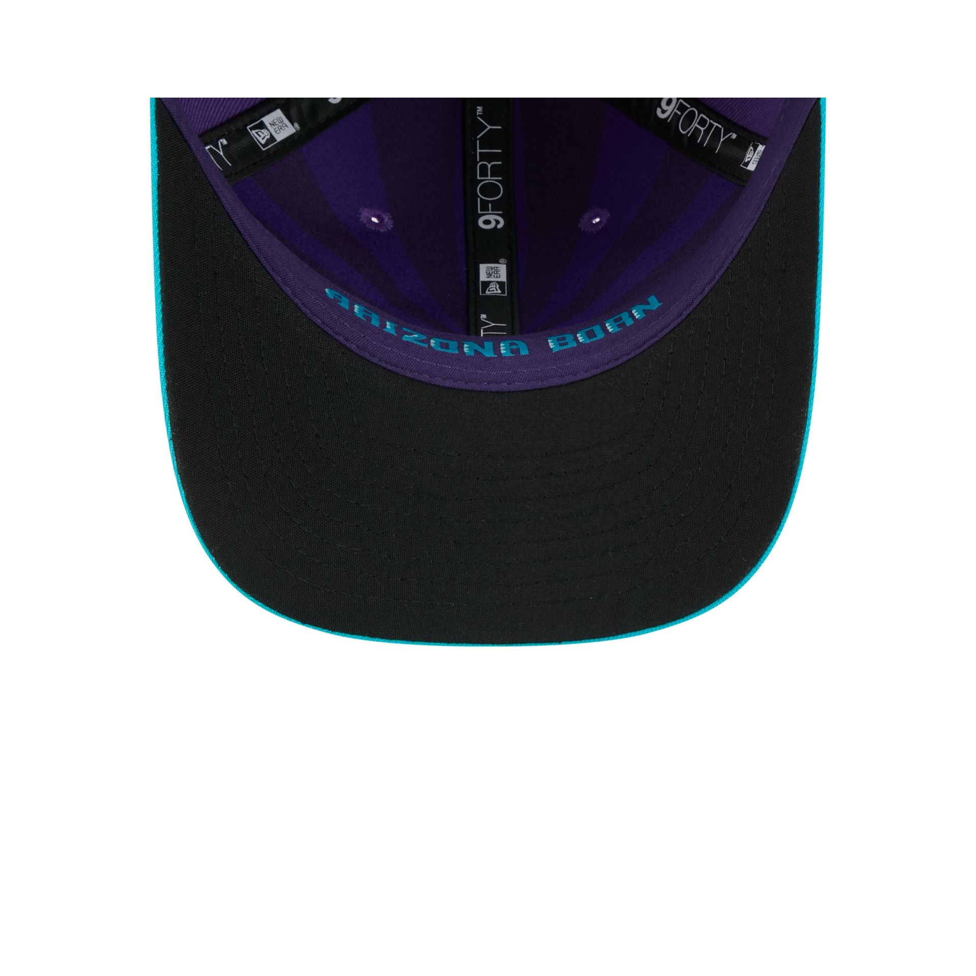 https://cdn.shopify.com/s/files/1/0601/2554/4675/files/60666768_9FORTYMC_CITYCONNECTARIDIA_ARIDIA_OTC_UV.jpg?v=1746214108