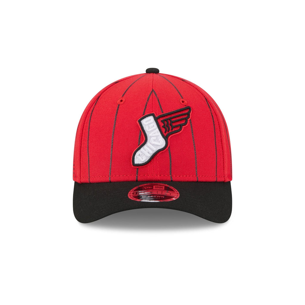 https://cdn.shopify.com/s/files/1/0601/2554/4675/files/60666771_940MC_CITYCONNECTCHIWHI_CHIWHI_OTC_F.jpg?v=1745870655