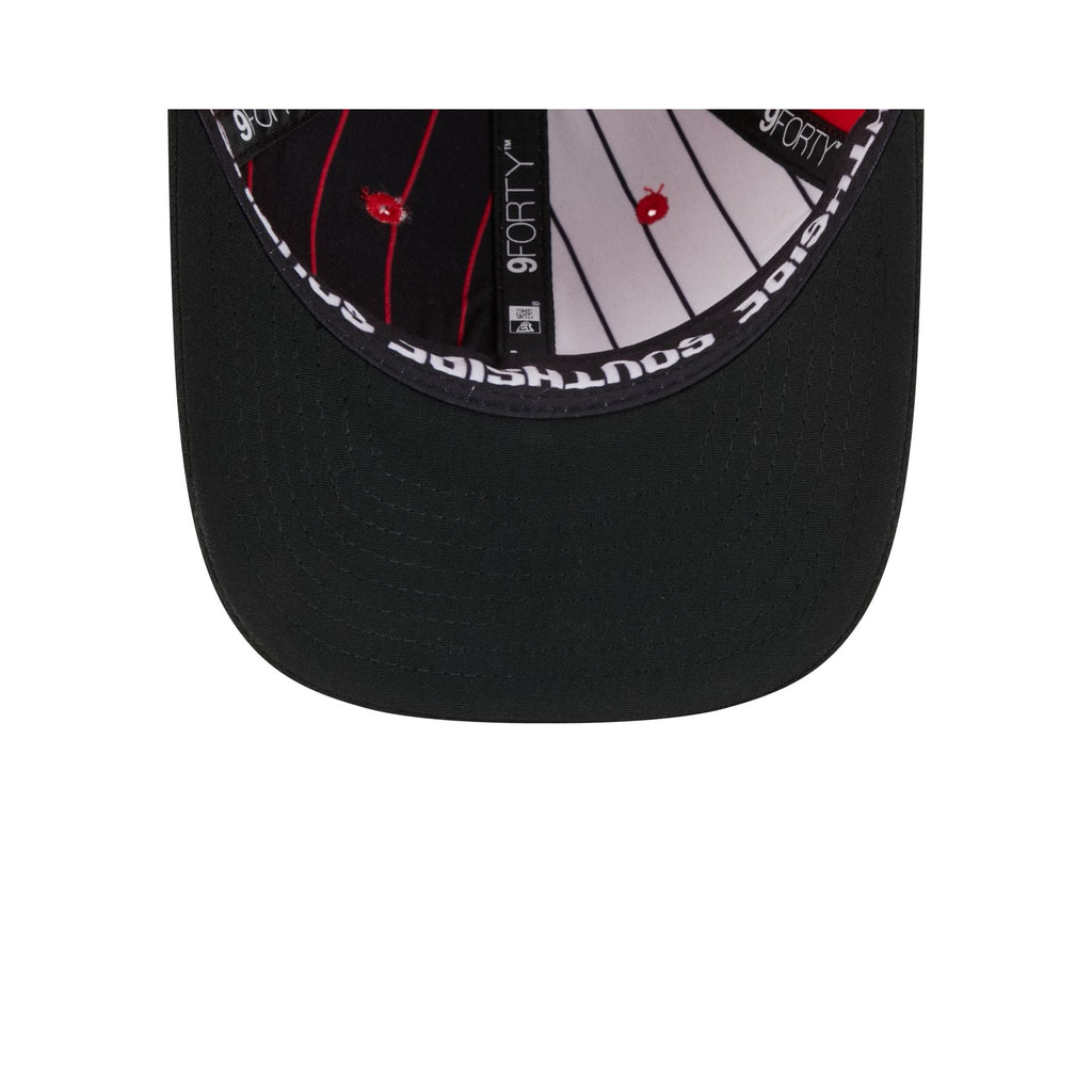 https://cdn.shopify.com/s/files/1/0601/2554/4675/files/60666771_940MC_CITYCONNECTCHIWHI_CHIWHI_OTC_UV.jpg?v=1745870655
