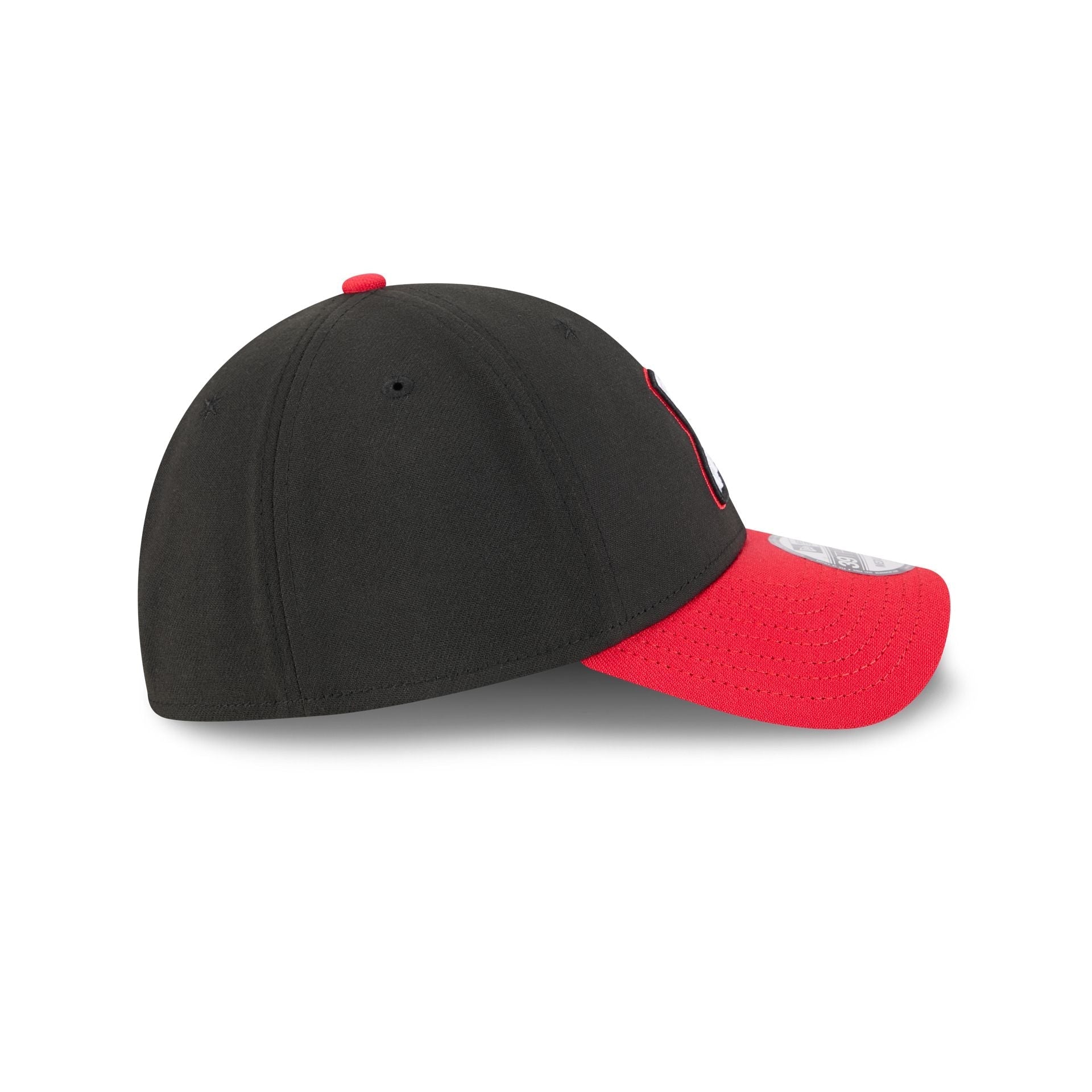 https://cdn.shopify.com/s/files/1/0601/2554/4675/files/60667033_39THIRTY_CITYCONNECTCHIWHI_CHIWHI_OTC_RSIDE.jpg?v=1745870651