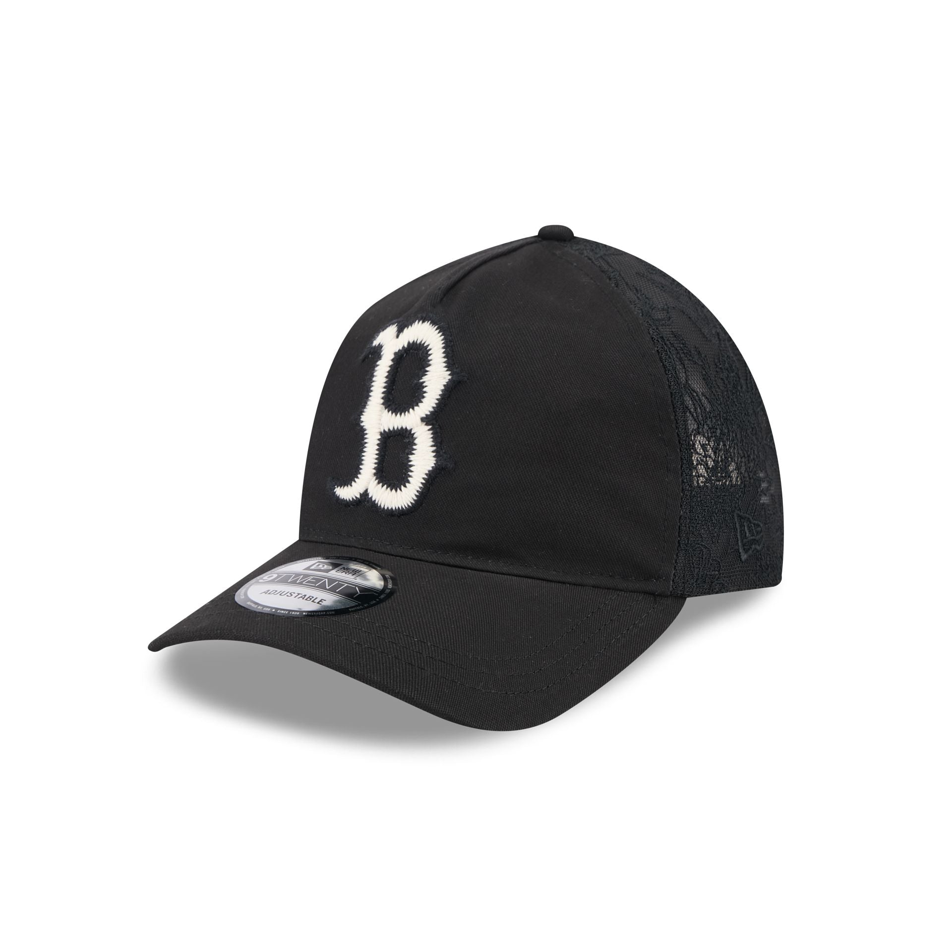 https://cdn.shopify.com/s/files/1/0601/2554/4675/files/60668395_9TWENTYAF_EMBROIDEREDMESH_BOSRED_BLK_3QL.jpg?v=1739218474
