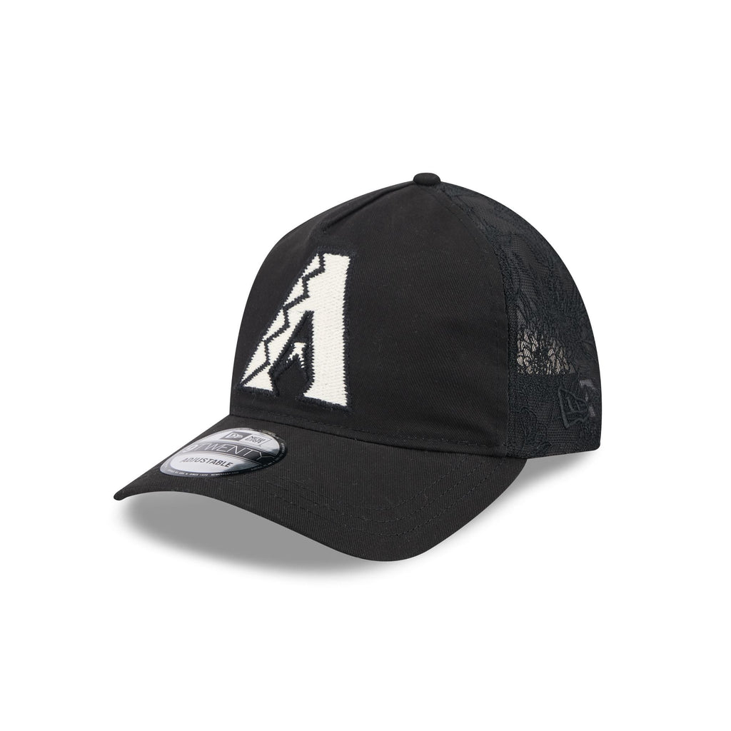 https://cdn.shopify.com/s/files/1/0601/2554/4675/files/60668405_9TWENTYAF_EMBROIDEREDMESH_ARIDIA_BLK_3QL.jpg?v=1739218476