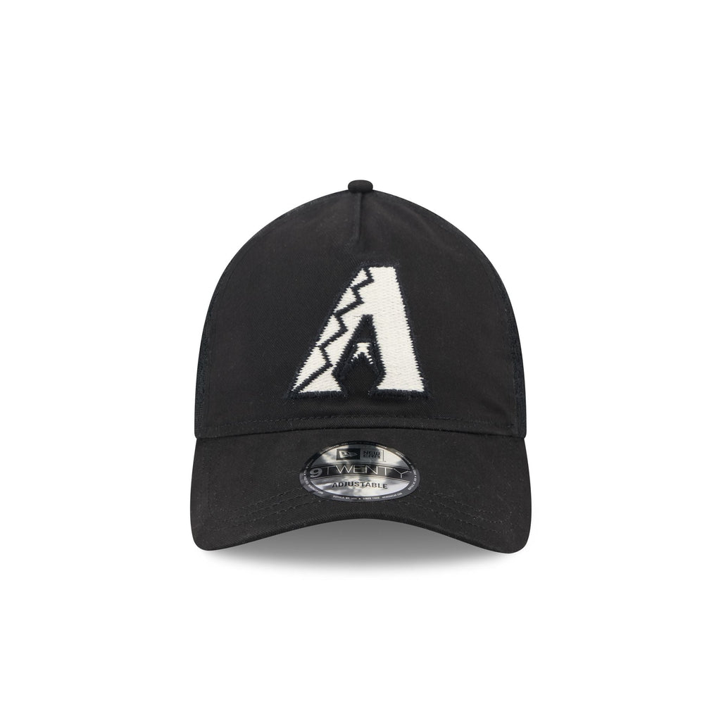 https://cdn.shopify.com/s/files/1/0601/2554/4675/files/60668405_9TWENTYAF_EMBROIDEREDMESH_ARIDIA_BLK_F.jpg?v=1739218476