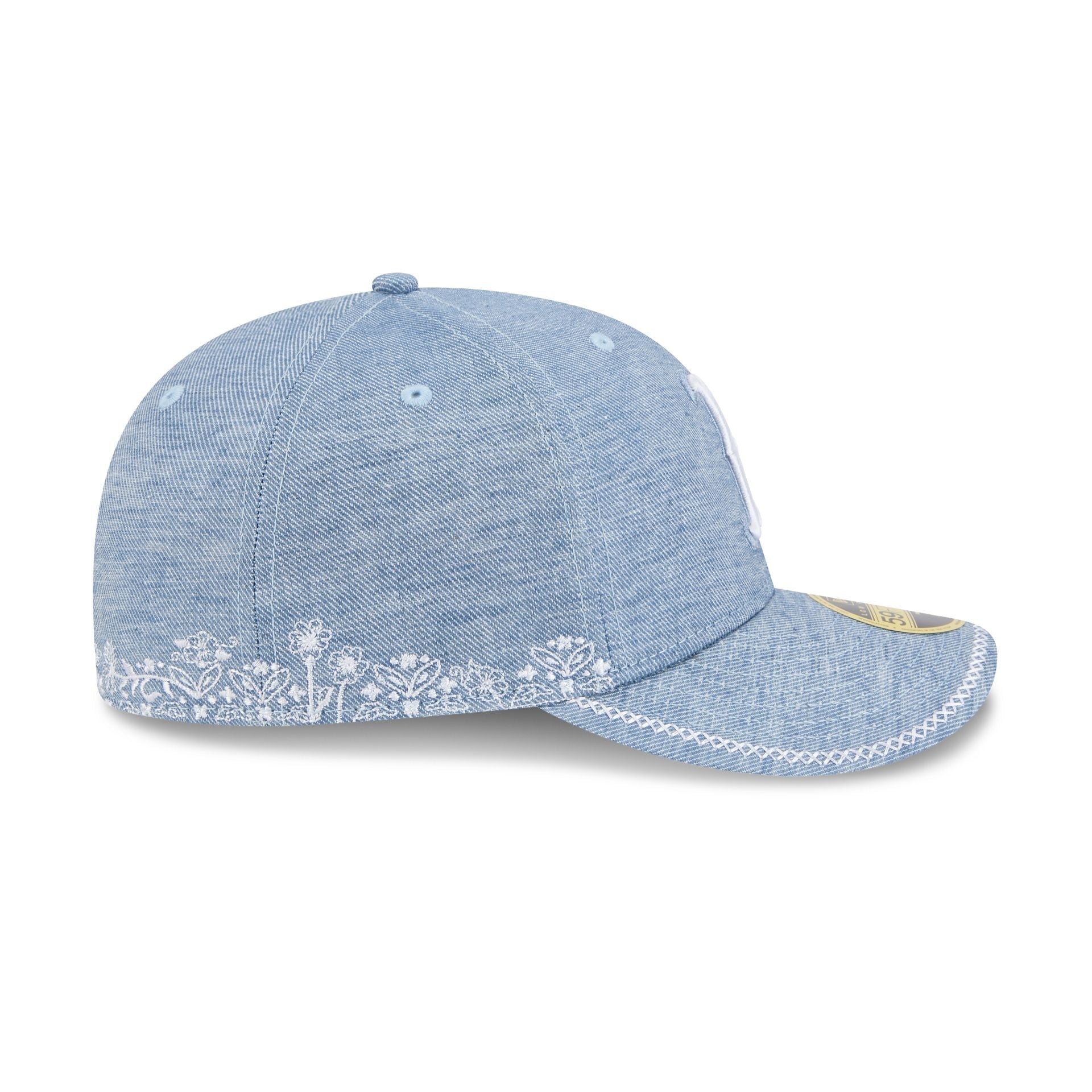 https://cdn.shopify.com/s/files/1/0601/2554/4675/files/60668416_LC5950_HANDSTITCHEDCHAMBR_BOSRED_OTC_RSIDE.jpg?v=1739218475