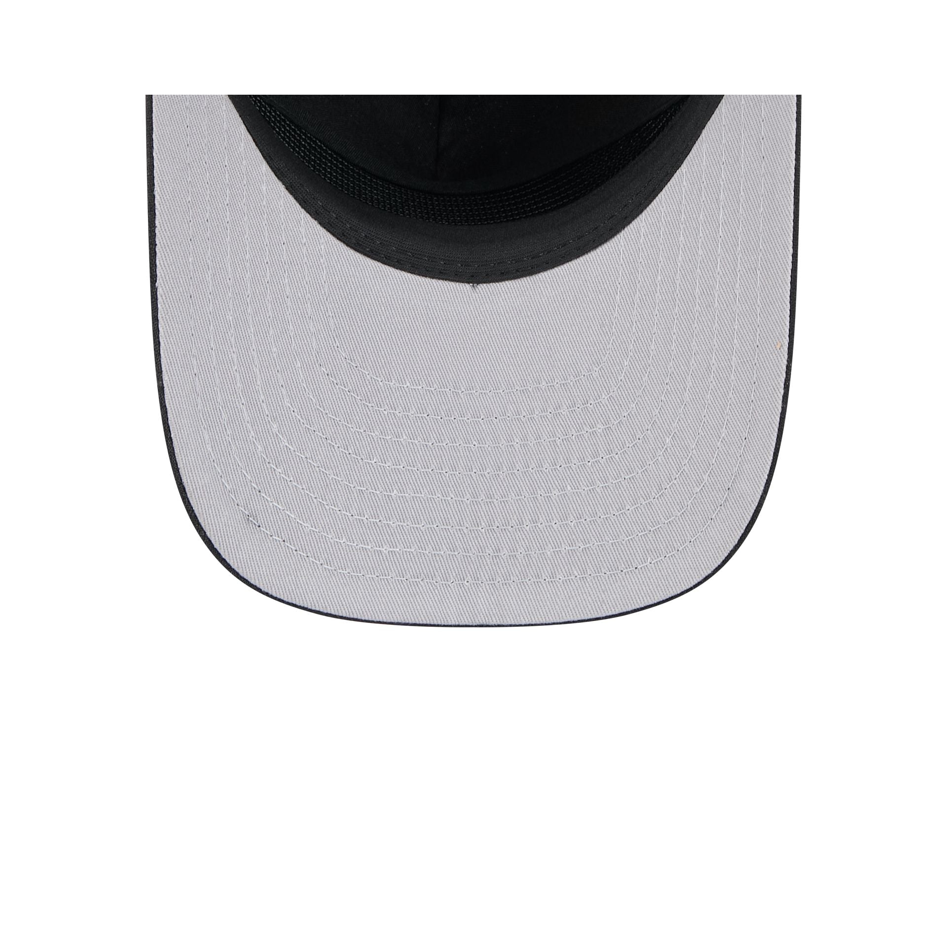 https://cdn.shopify.com/s/files/1/0601/2554/4675/files/60668474_GOLFER_PEARLROPEGOLFER_ARIDIA_OTC_UV.jpg?v=1739218470
