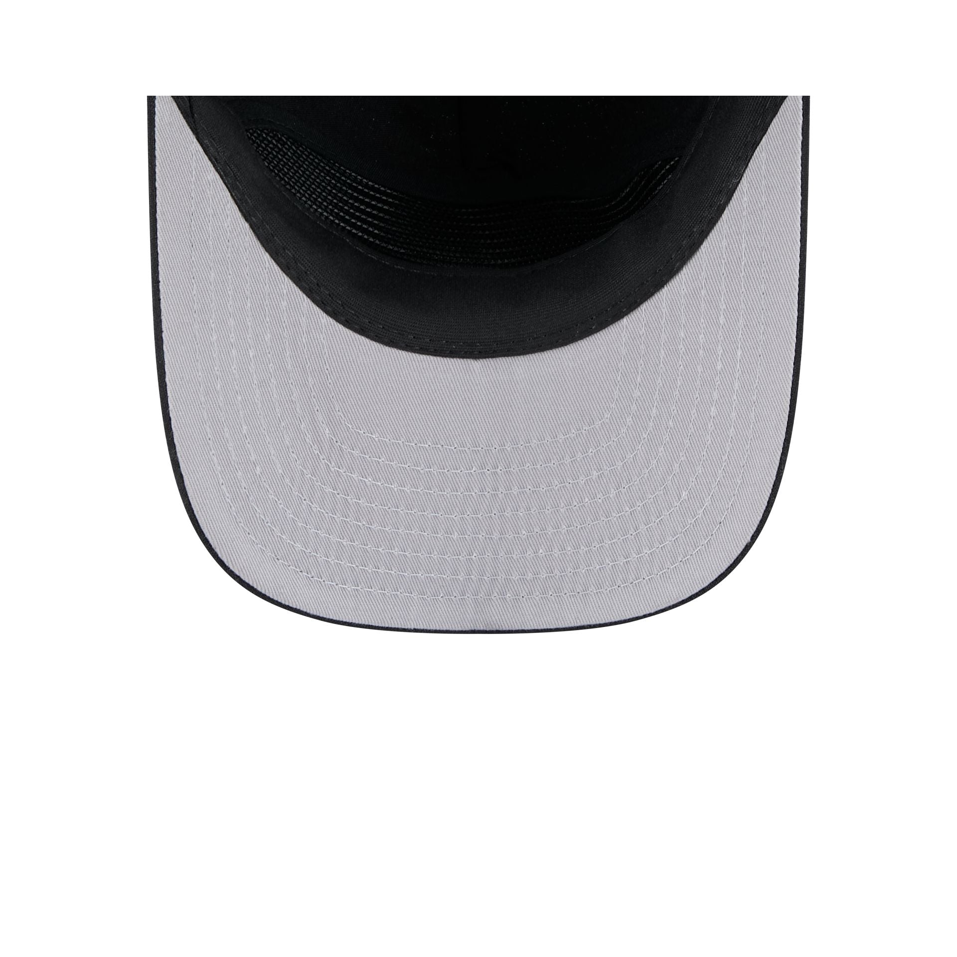 https://cdn.shopify.com/s/files/1/0601/2554/4675/files/60668476_GOLFER_PEARLROPEGOLFER_CHIWHI_OTC_UV.jpg?v=1739218476