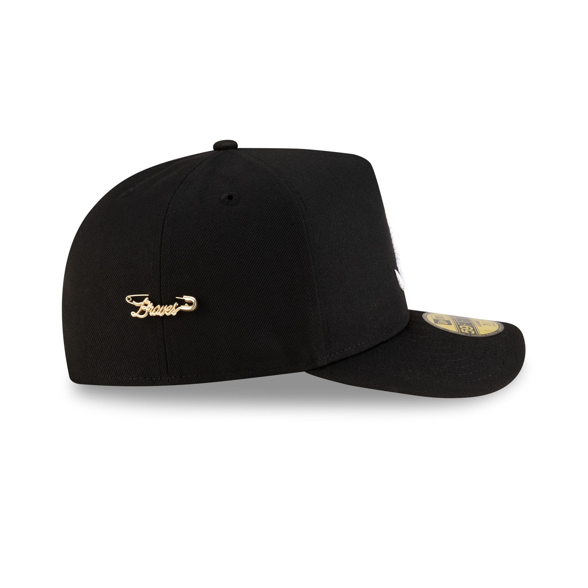 https://cdn.shopify.com/s/files/1/0601/2554/4675/files/60668858_59FIFTYAF_SCRIPT_PIN_ATLBRA_BLK_RSIDE.jpg?v=1748617270