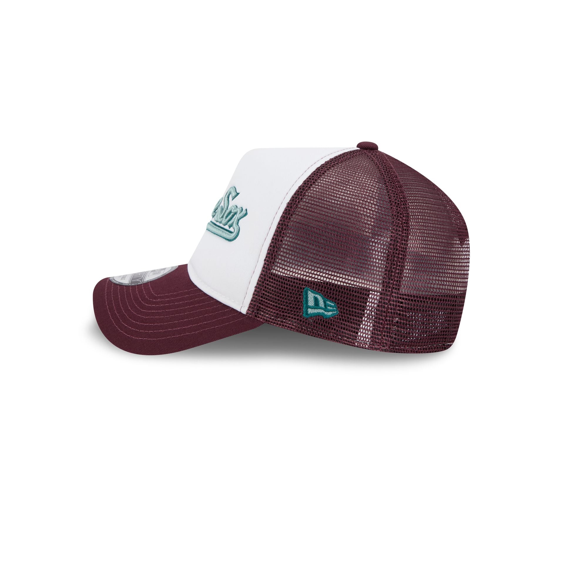 https://cdn.shopify.com/s/files/1/0601/2554/4675/files/60669849_9FORTYAF_LifestyleEnergy_CHIWHI_MRN_LSIDE.jpg?v=1738704968