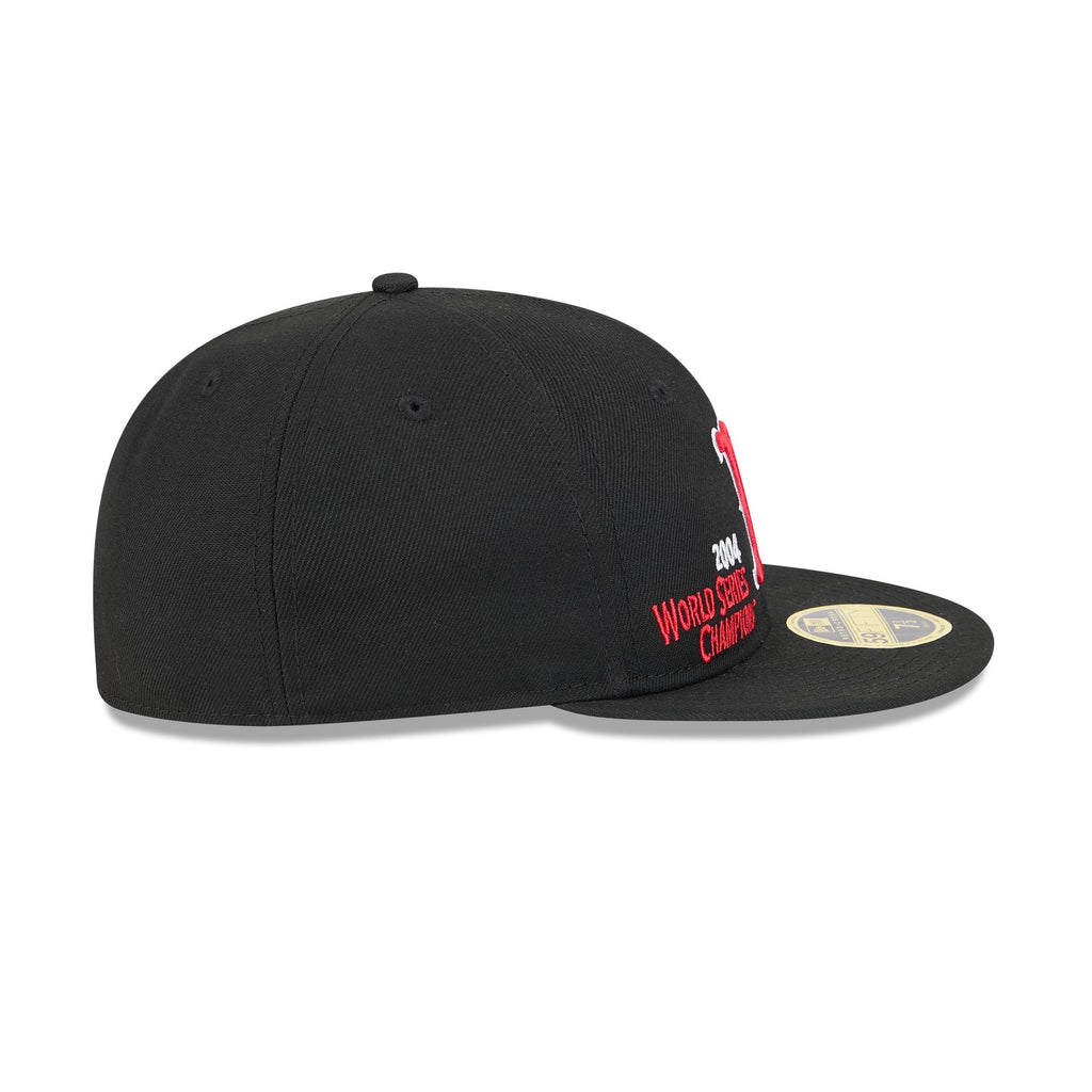 https://cdn.shopify.com/s/files/1/0601/2554/4675/files/60675186_RC59FIFTY_LifestyleEnergy_BOSRED_BLK_RSIDE.jpg?v=1741106294
