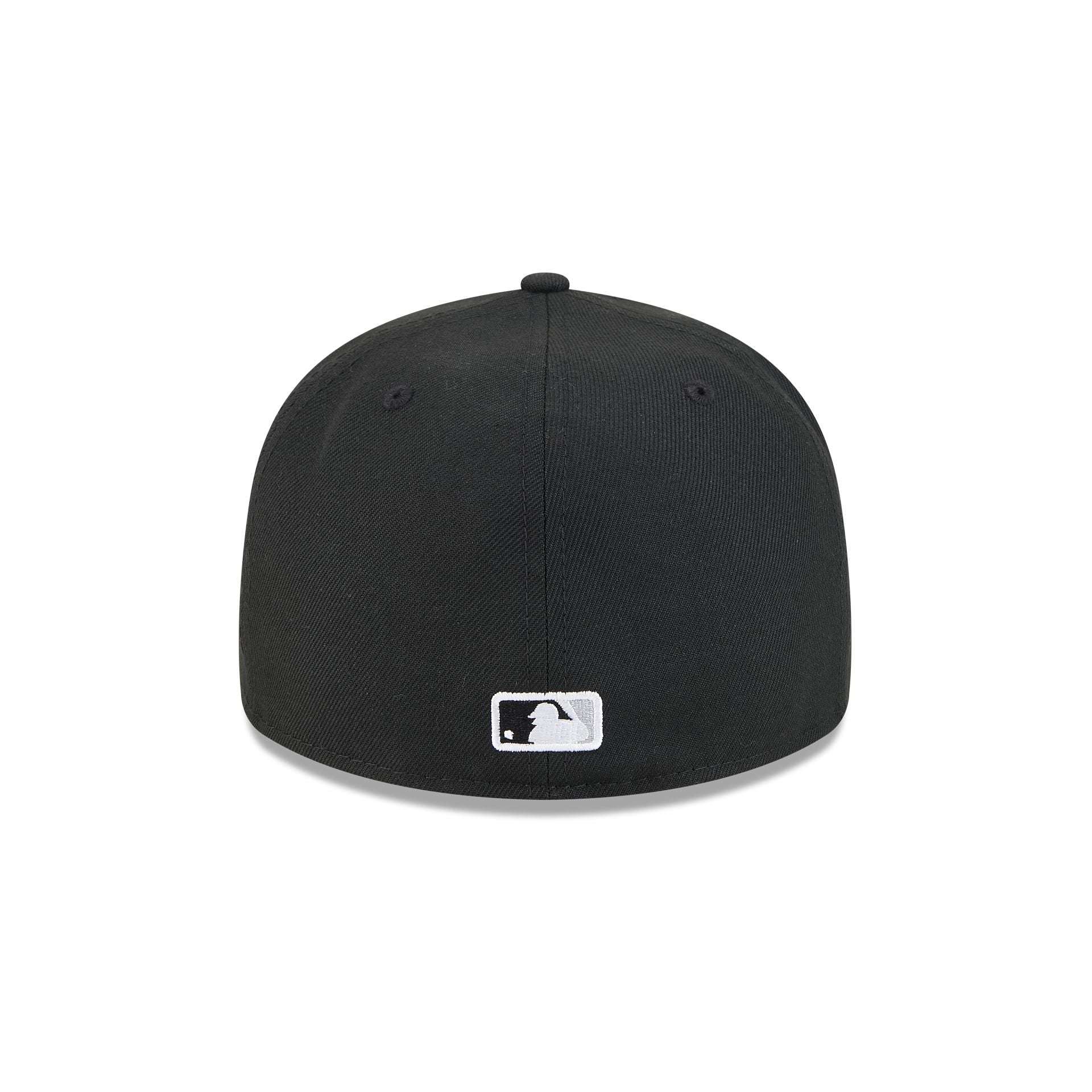 https://cdn.shopify.com/s/files/1/0601/2554/4675/files/60675188_RC59FIFTY_LifestyleEnergy_CHIWHI_BLK_R.jpg?v=1741106292