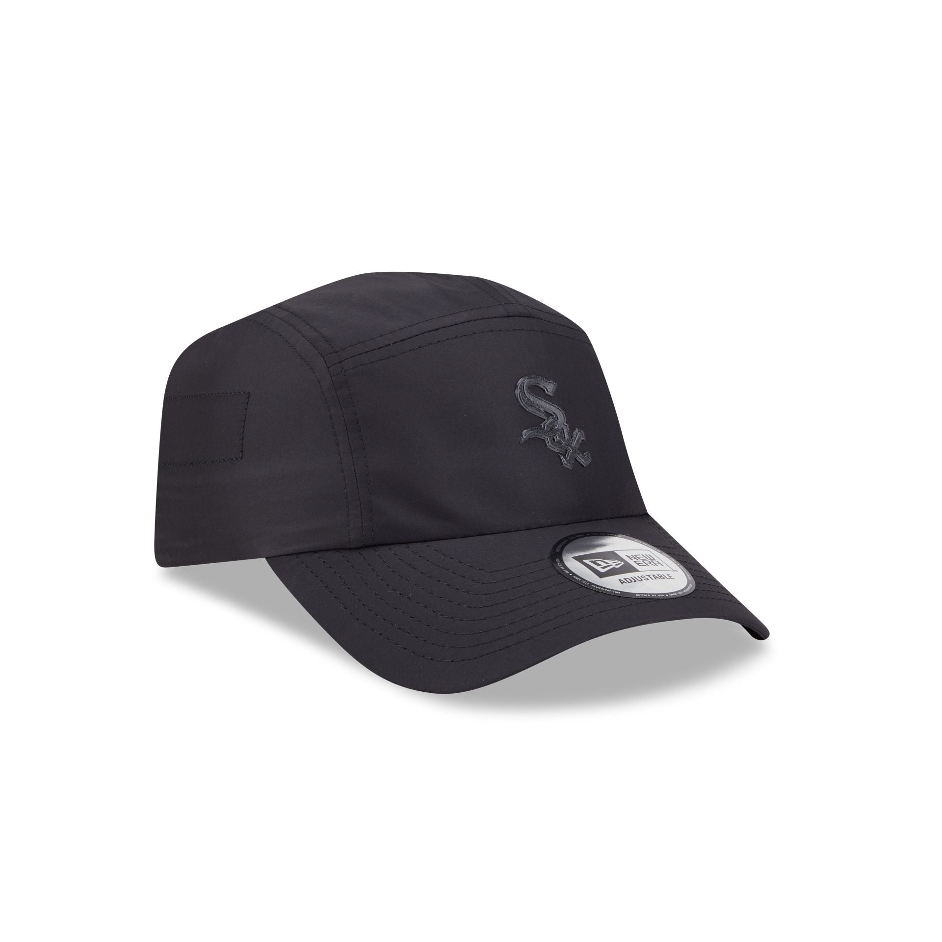 https://cdn.shopify.com/s/files/1/0601/2554/4675/files/60692603_RUNNER_ALPHARUNNER26166_CHIWHI_XBK_3QR.jpg?v=1756840926