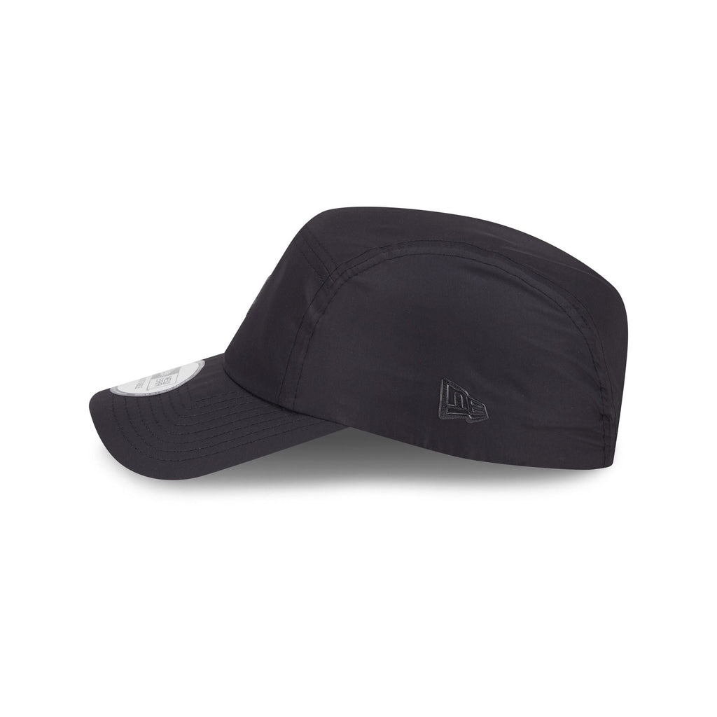 https://cdn.shopify.com/s/files/1/0601/2554/4675/files/60692605_RUNNER_ALPHARUNNER26166_BOSRED_XBK_LSIDE.jpg?v=1756840929