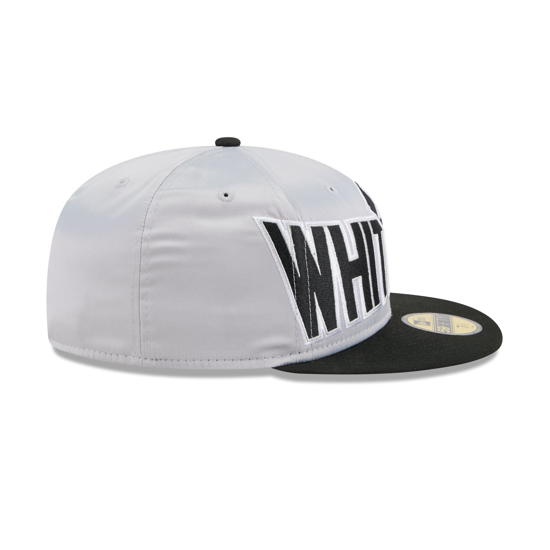 https://cdn.shopify.com/s/files/1/0601/2554/4675/files/60693736_59FIFTY_5950SATIN25234_CHIWHI_OTC_RSIDE.jpg?v=1756828249