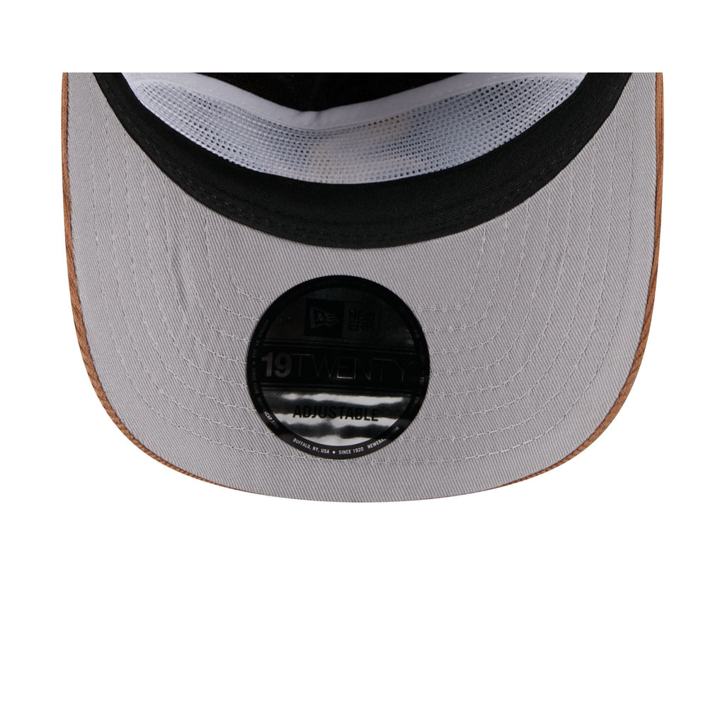 https://cdn.shopify.com/s/files/1/0601/2554/4675/files/60711856_19TWENTY_GOLFERNSTLGC25827_CHIWHI_XBR_UV.jpg?v=1757335429