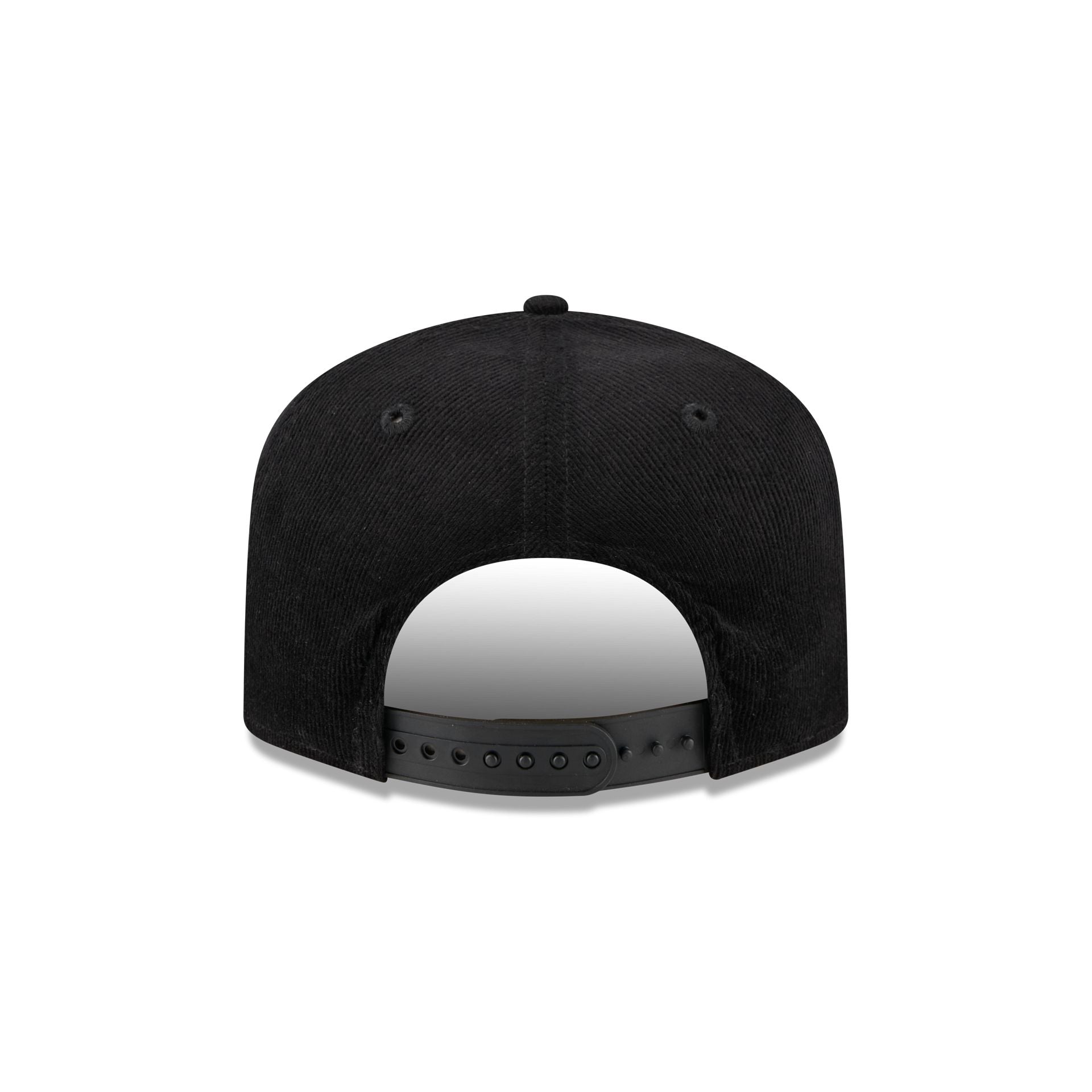 https://cdn.shopify.com/s/files/1/0601/2554/4675/files/60711861_19TWENTY_GOLFERNSTLGC25827_CHIWHI_XBK_R.jpg?v=1757335154