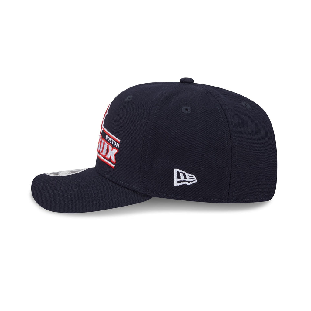 https://cdn.shopify.com/s/files/1/0601/2554/4675/files/60720196_9SEVENTY_970SSSTATED25074_BOSRED_OTC_LSIDE.jpg?v=1756828217