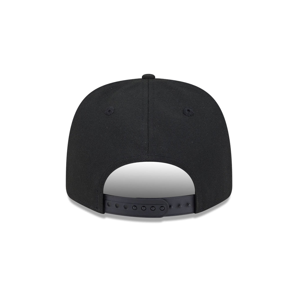 https://cdn.shopify.com/s/files/1/0601/2554/4675/files/60720205_9SEVENTY_970SSSTATED25074_CHIWHI_OTC_R.jpg?v=1756828248