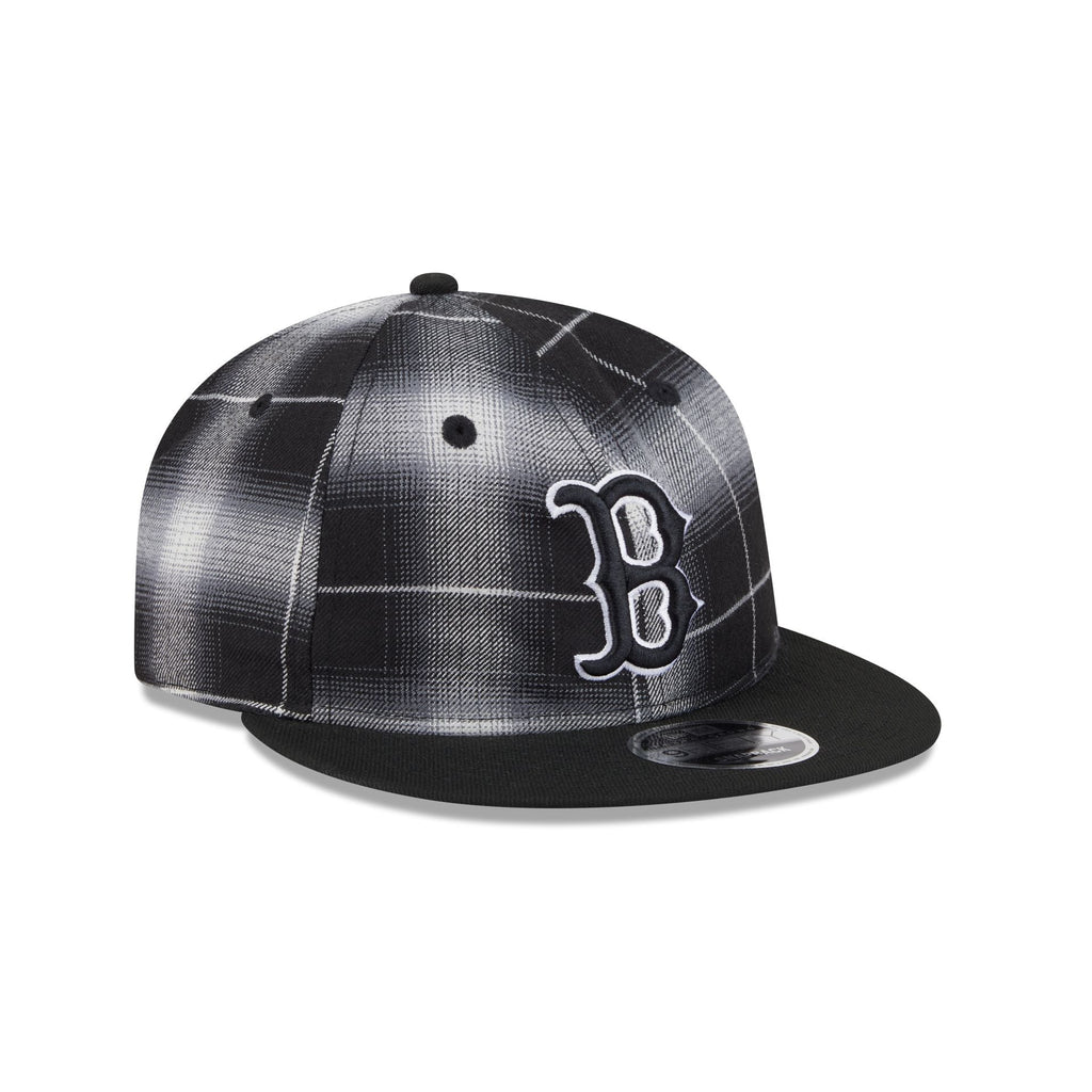 https://cdn.shopify.com/s/files/1/0601/2554/4675/files/60723928_RC9FIFTY_950RCPLAID25830_BOSRED_BLK_3QR.jpg?v=1756141606