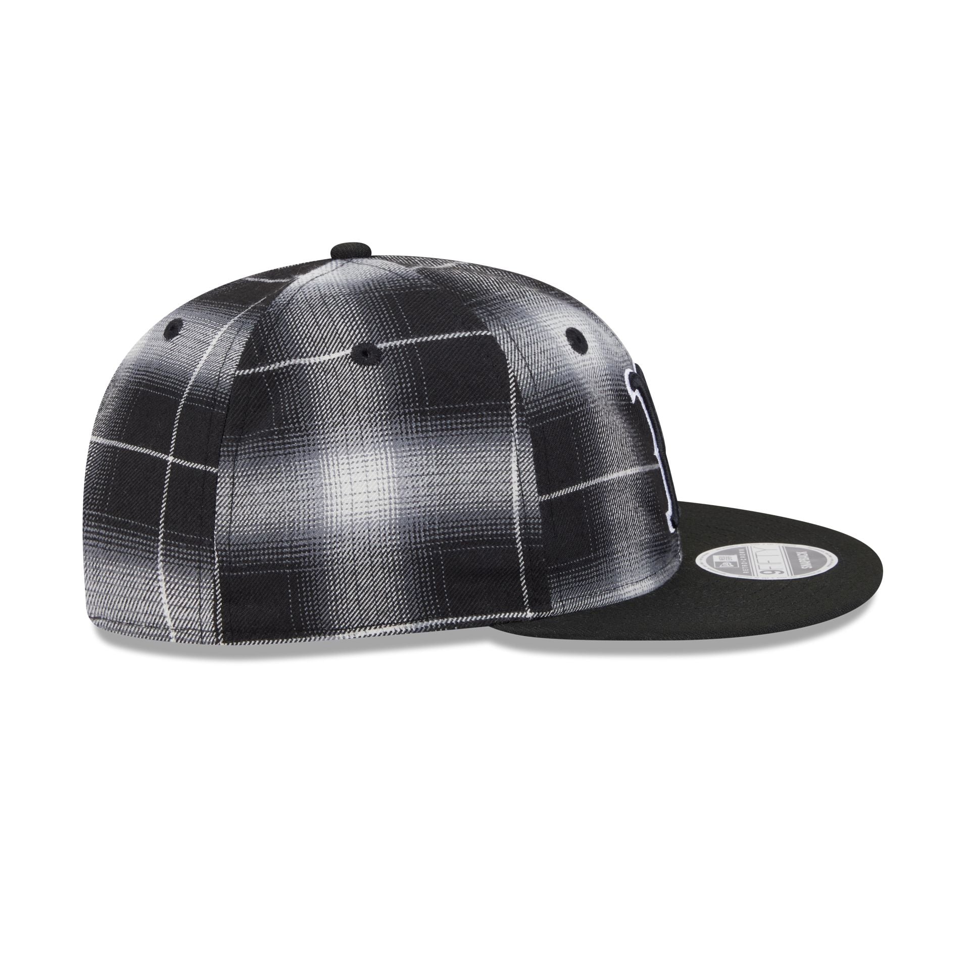 https://cdn.shopify.com/s/files/1/0601/2554/4675/files/60723928_RC9FIFTY_950RCPLAID25830_BOSRED_BLK_RSIDE.jpg?v=1756141606