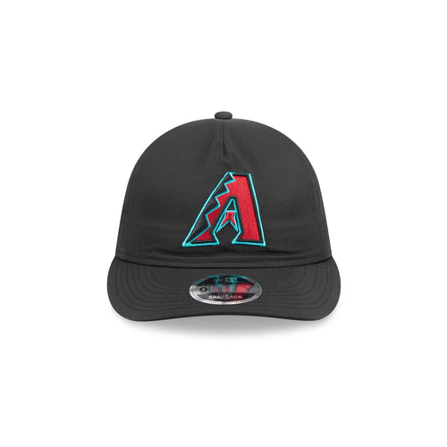 https://cdn.shopify.com/s/files/1/0601/2554/4675/files/60723995_RC9FIFTY_950RCAFNYLON25833_ARIDIA_OTC_F.jpg?v=1758045141