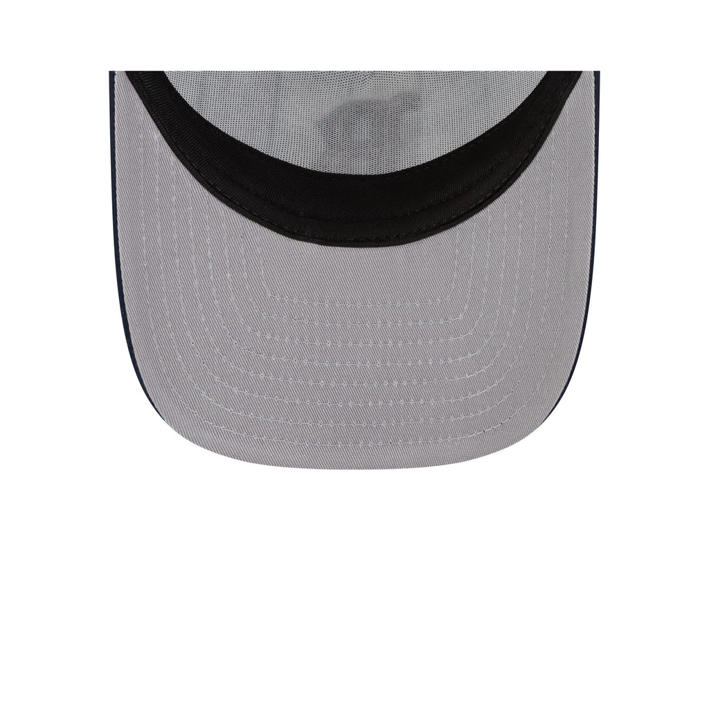 https://cdn.shopify.com/s/files/1/0601/2554/4675/files/60724057_9FIFTYAF_PINSTRIPE_2025829_BOSRED_C2_A0_OTC_UV.jpg?v=1757334803