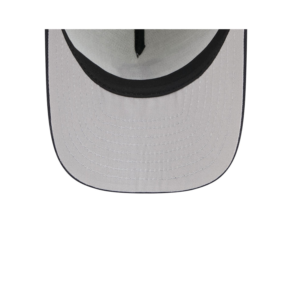 https://cdn.shopify.com/s/files/1/0601/2554/4675/files/60724493_9FIFTYAF_950AFBANNER25760_BOSRED_CHW_UV.jpg?v=1756828220