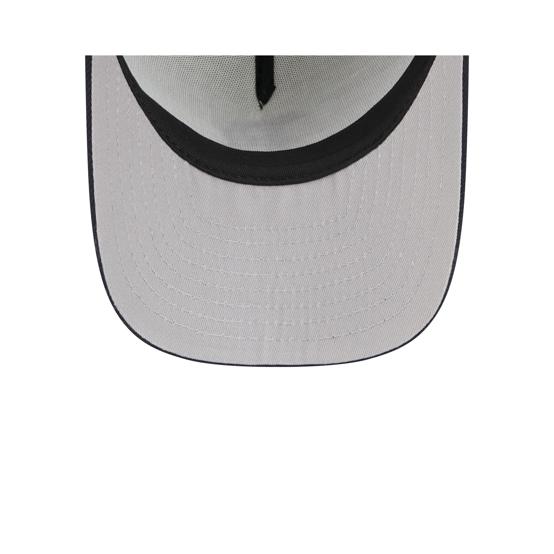 https://cdn.shopify.com/s/files/1/0601/2554/4675/files/60724493_9FIFTYAF_950AFBANNER25760_BOSRED_CHW_UV.jpg?v=1756828220