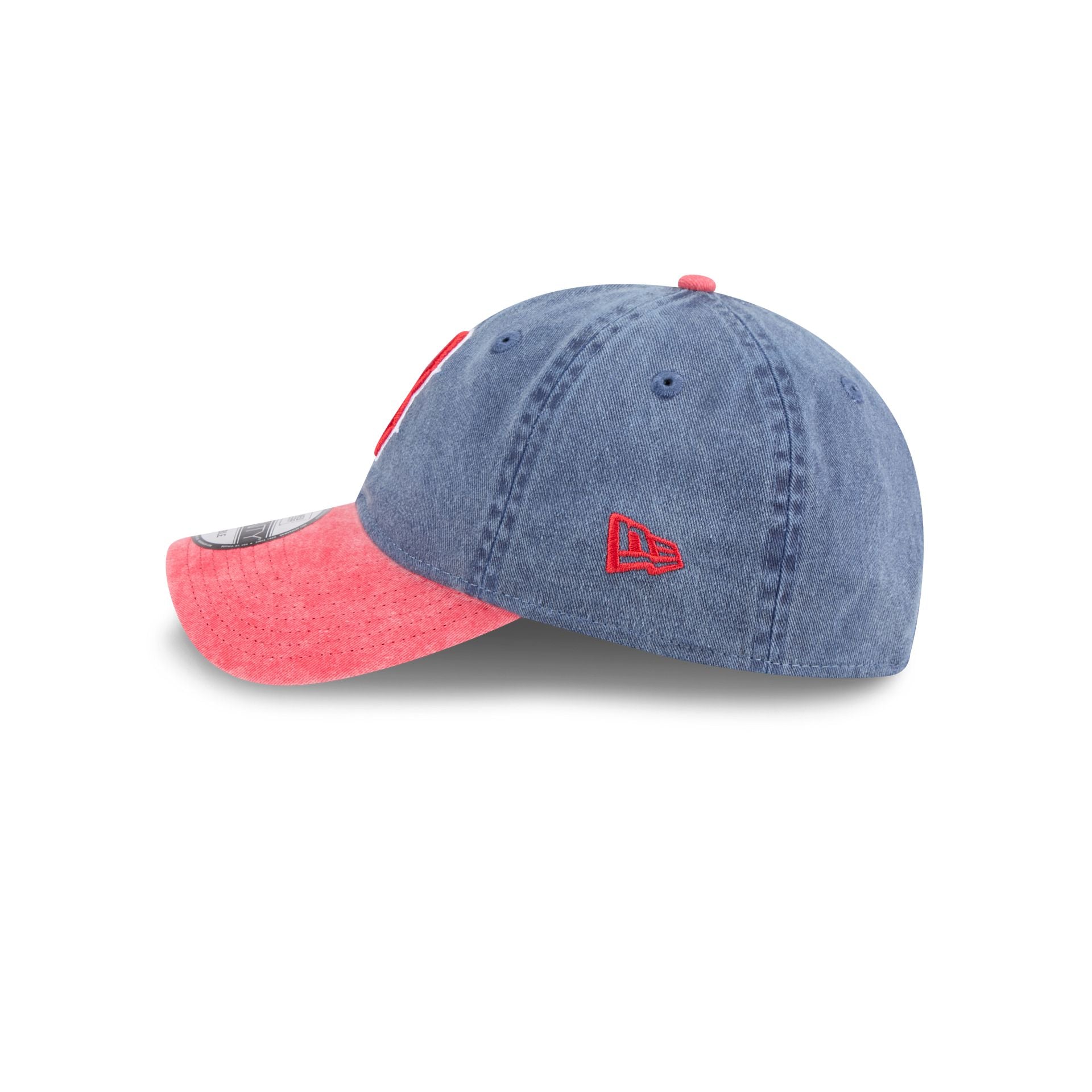 https://cdn.shopify.com/s/files/1/0601/2554/4675/files/60735587_9TWENTY_920SELECT26446_BOSRED_OTC_LSIDE.jpg?v=1756828217