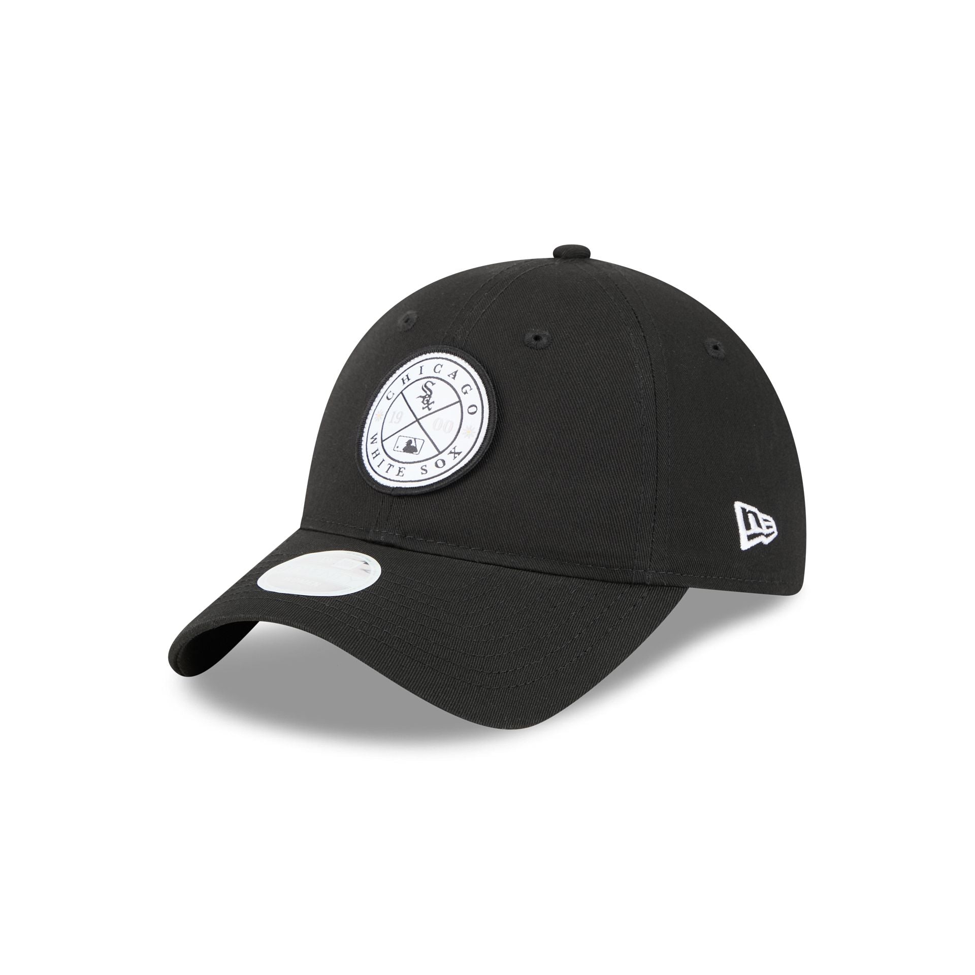 https://cdn.shopify.com/s/files/1/0601/2554/4675/files/60738106_9TWENTY_920BLOOM25330_CHIWHI_OTC_3QL.jpg?v=1756828244