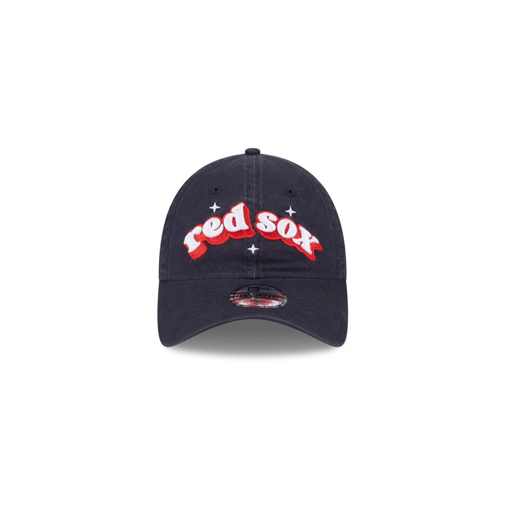 https://cdn.shopify.com/s/files/1/0601/2554/4675/files/60738829_9TWENTY_920CHEER25998_BOSRED_OTC_F.jpg?v=1756827381
